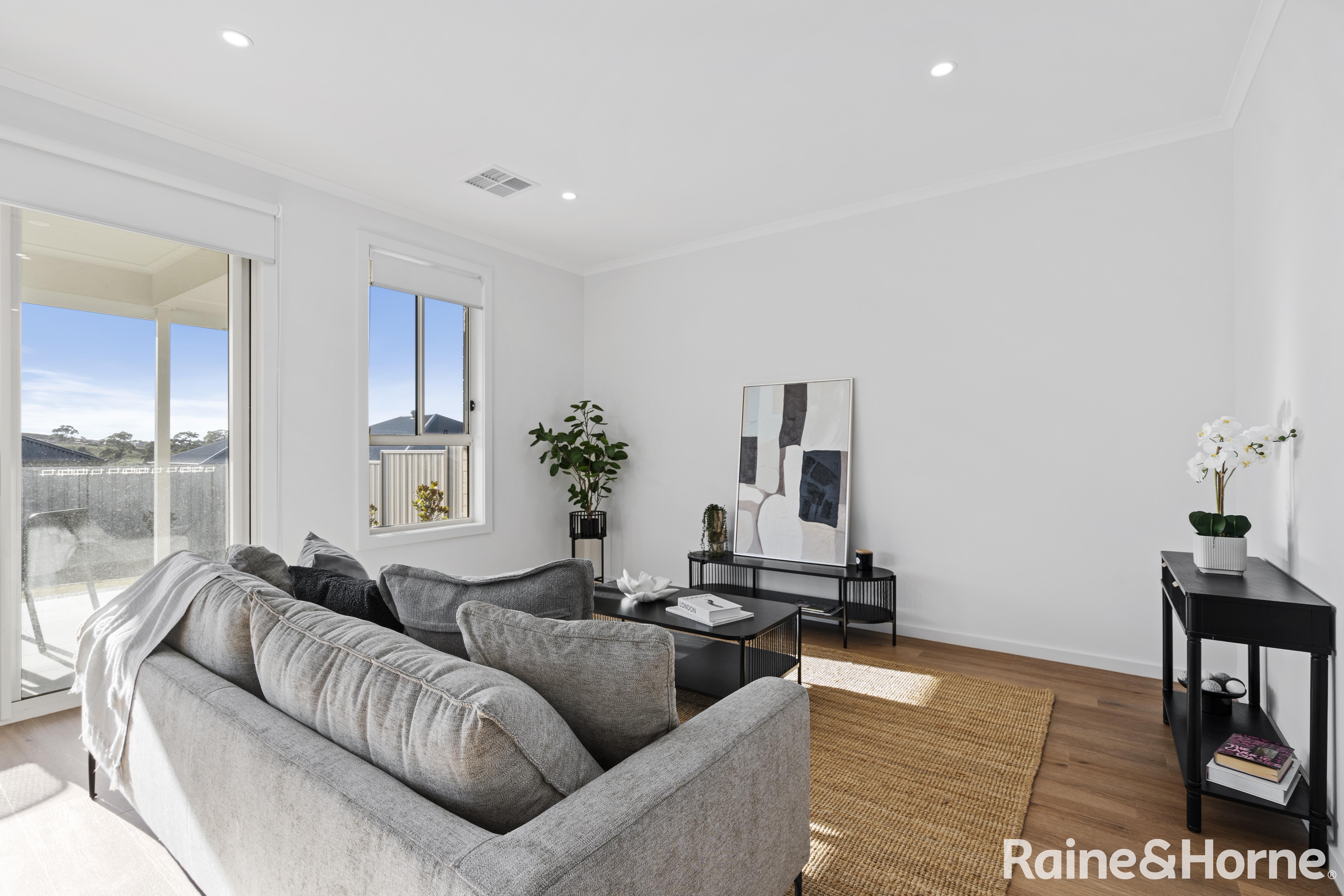 4-bedroom house at 8 Badcoe Crescent, Strathalbyn, SA 5255, Alexandrina, South Australia