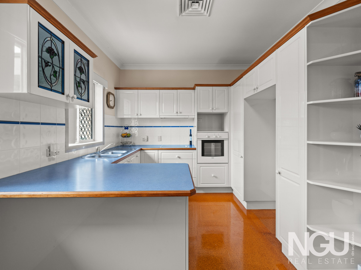 27 STUART STREET, Eastern Heights QLD 4305 - Image 8
