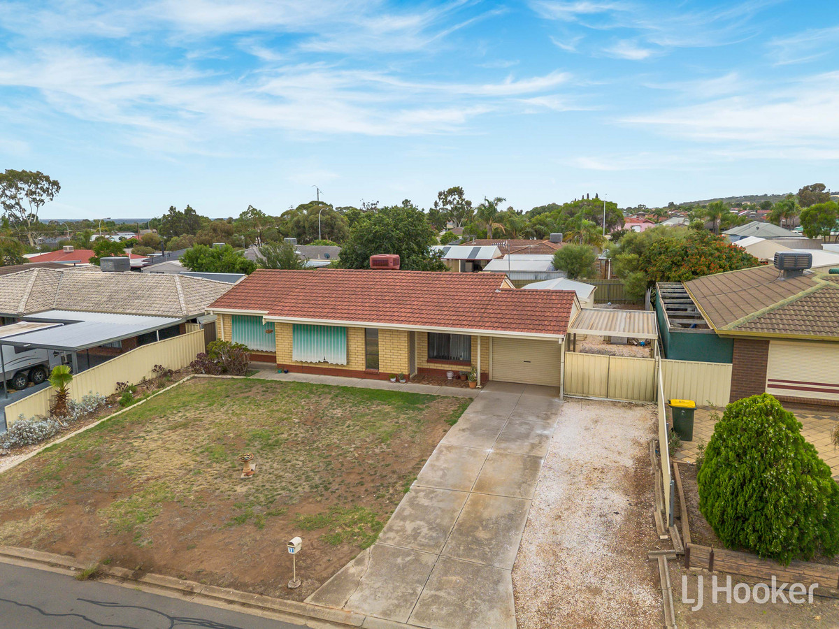 13 Banksia Crescent, Craigmore, SA 5114 - Image 3
