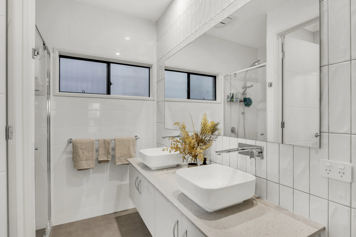 4-bedroom house at 7 Pelling Place, Deebing Heights, QLD 4306, Ipswich, Queensland