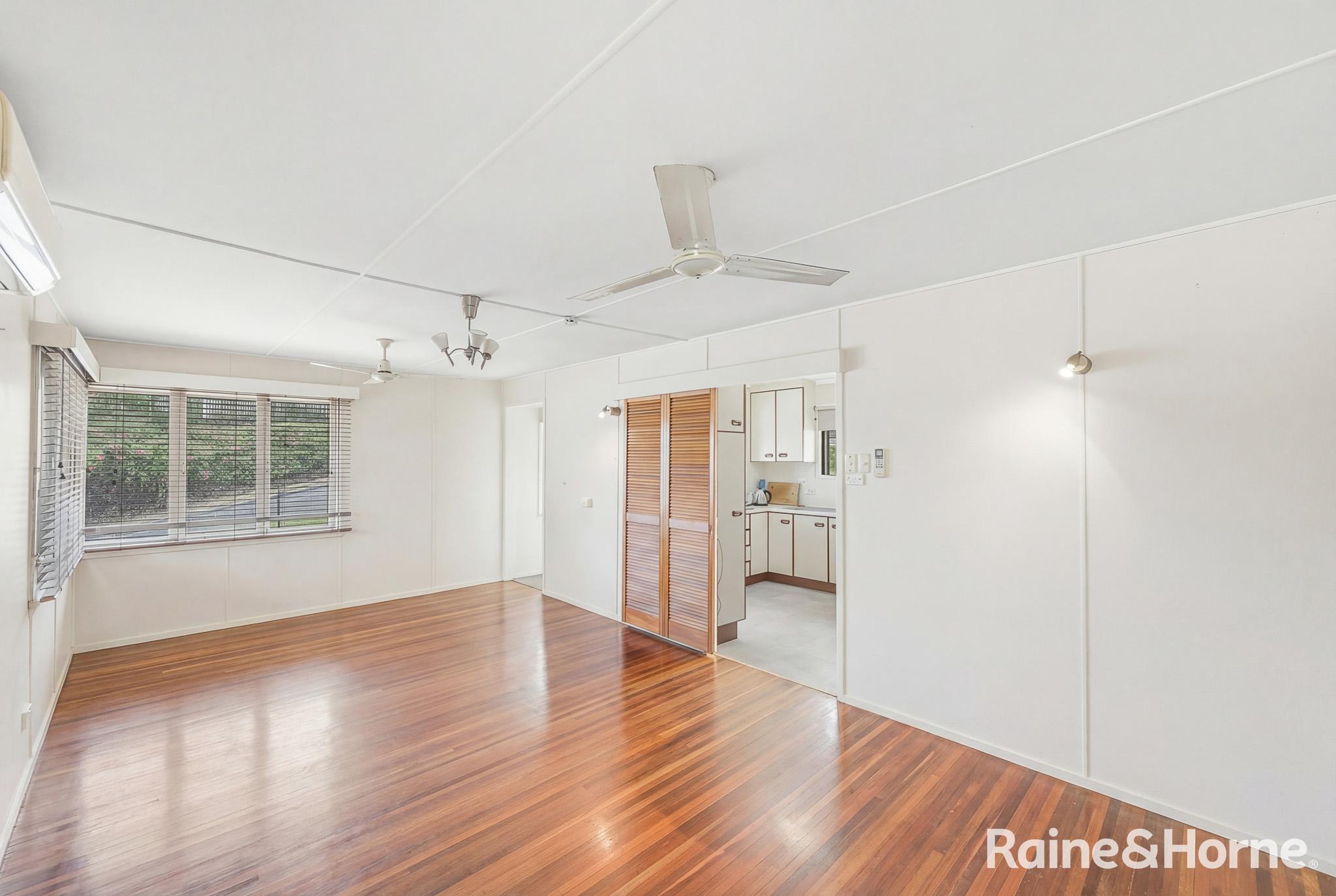 27 HUNTER STREET, West Gladstone QLD 4680 - Image 6