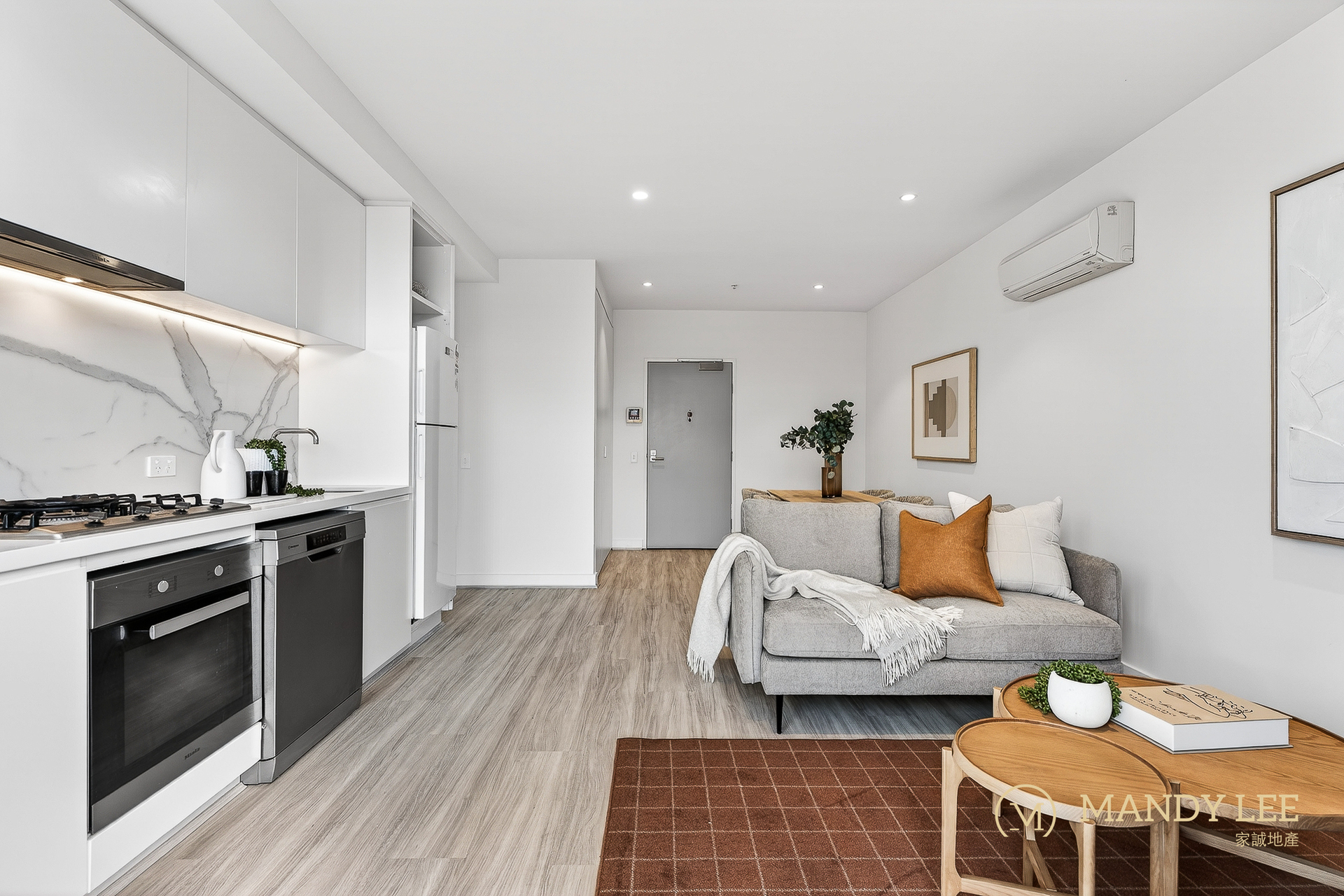1012 5 ELGAR COURT, DONCASTER VIC 3108 - Image 1