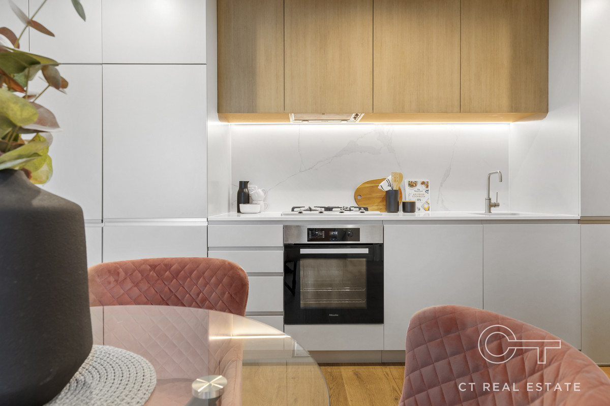 707B/8 Falcon Court, Footscray, Vic, 3011 - Image 7
