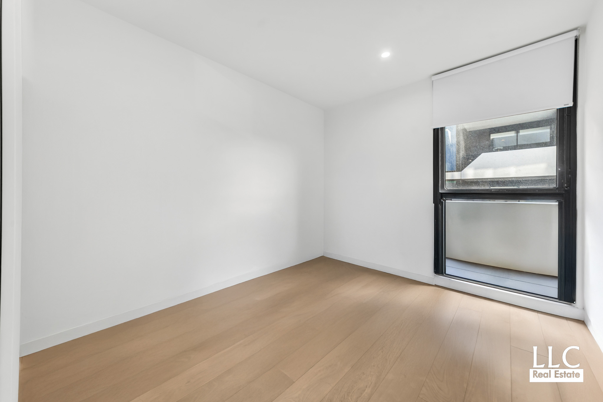 211/162 Whitehorse Road, Blackburn, Vic, 3130 - Image 9
