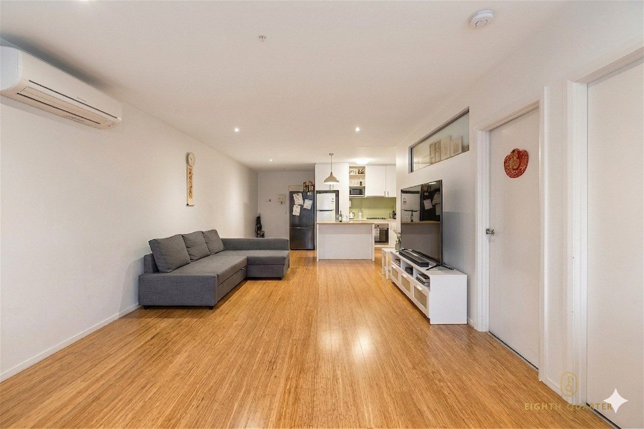 102/1 Flynn Cl, Bundoora, Vic, 3083 - Image 2