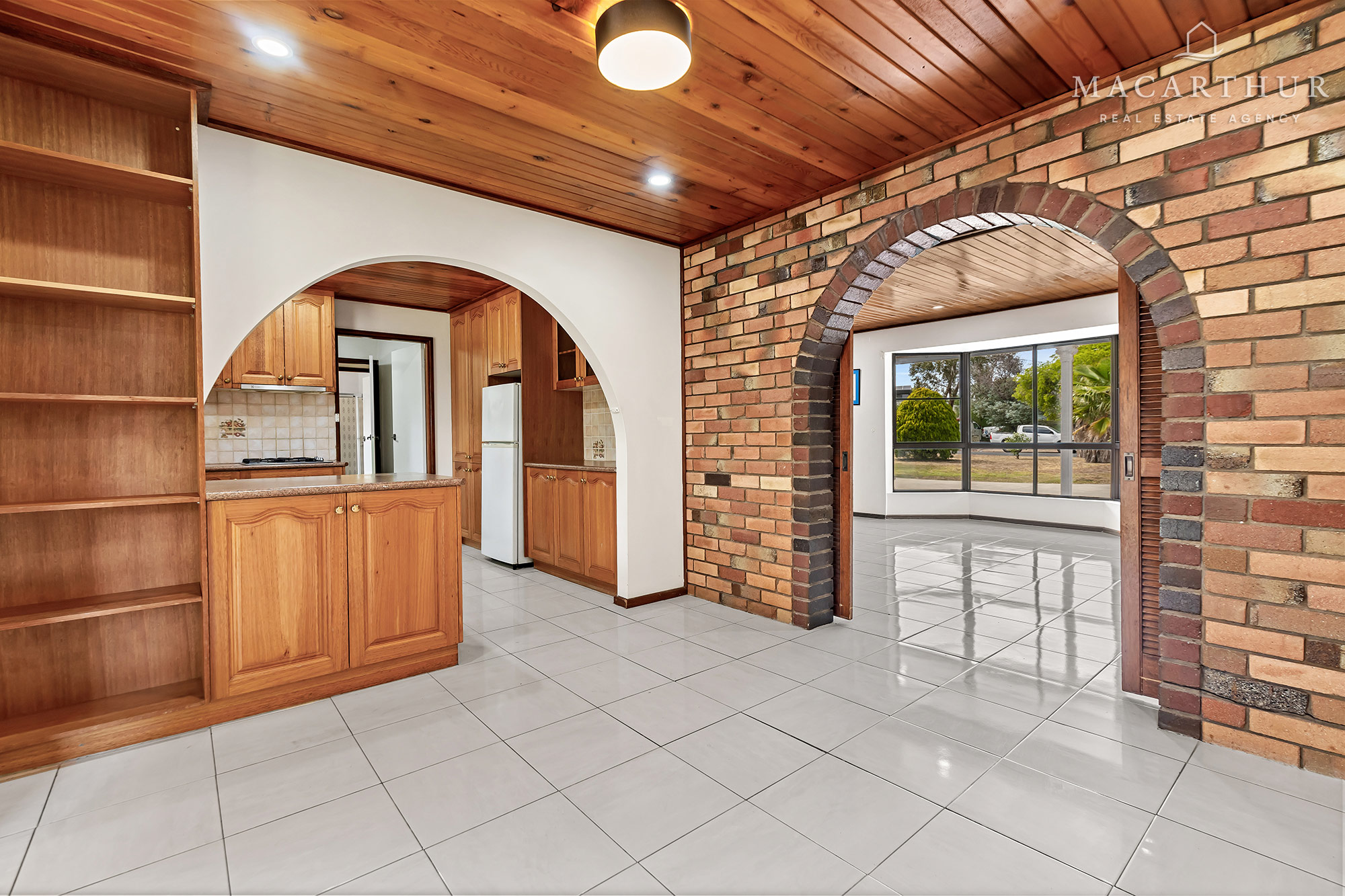 50 Balmoral Crescent, Lake Albert, NSW 2650 - Image 6