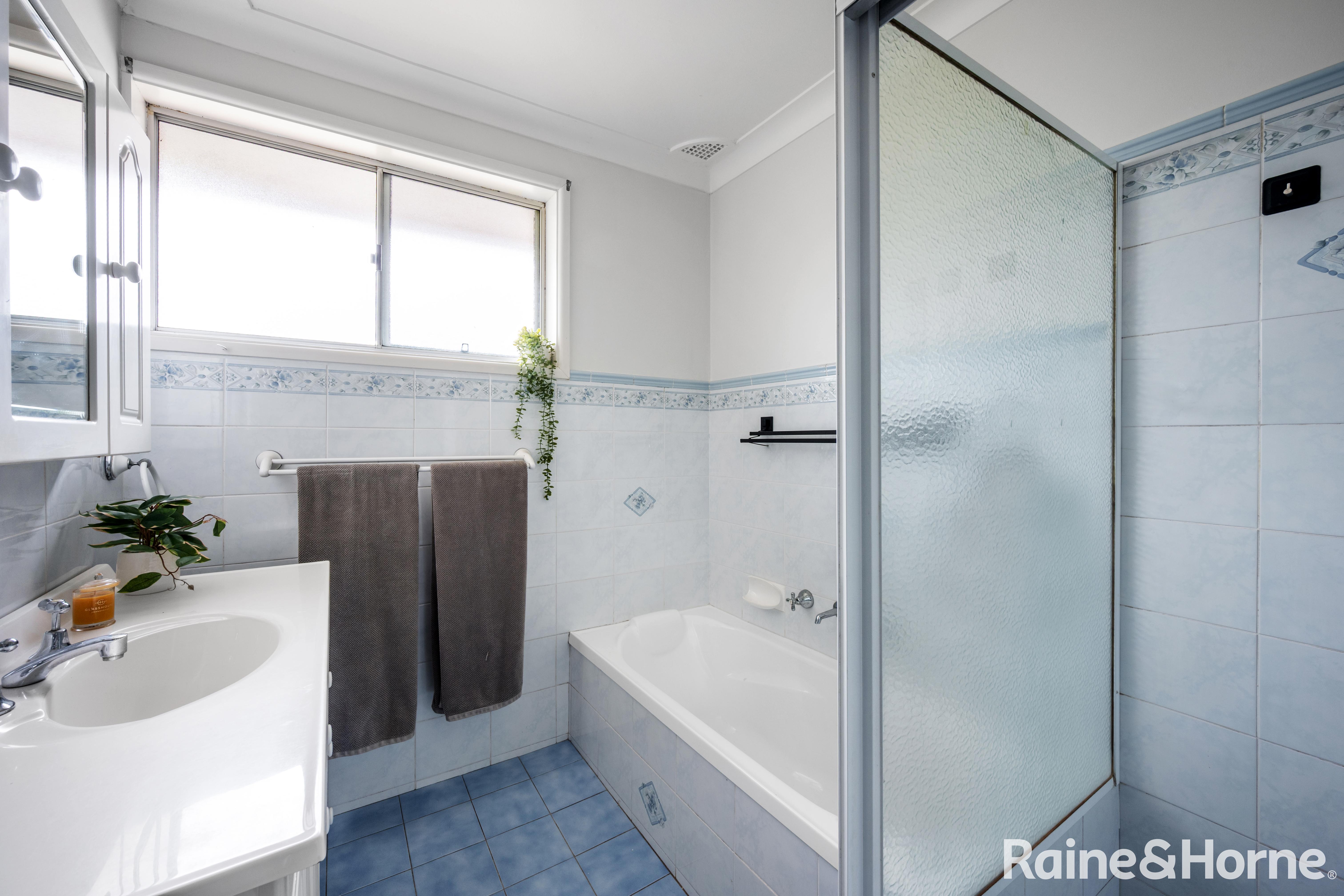 11 Lyrebird Drive, Nowra, NSW 2541 - Image 8