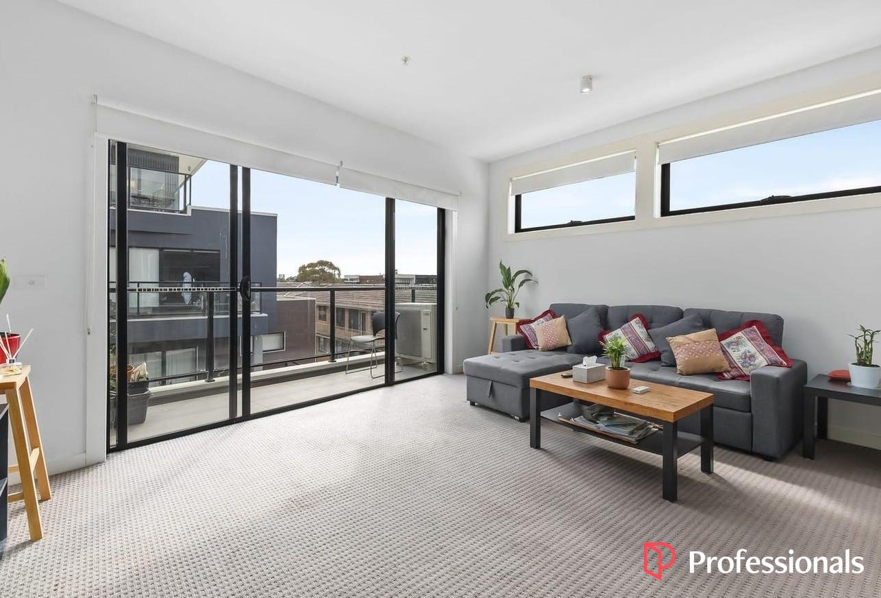 202/699C Barkly Street, West Footscray, VIC 3012 - Image 2