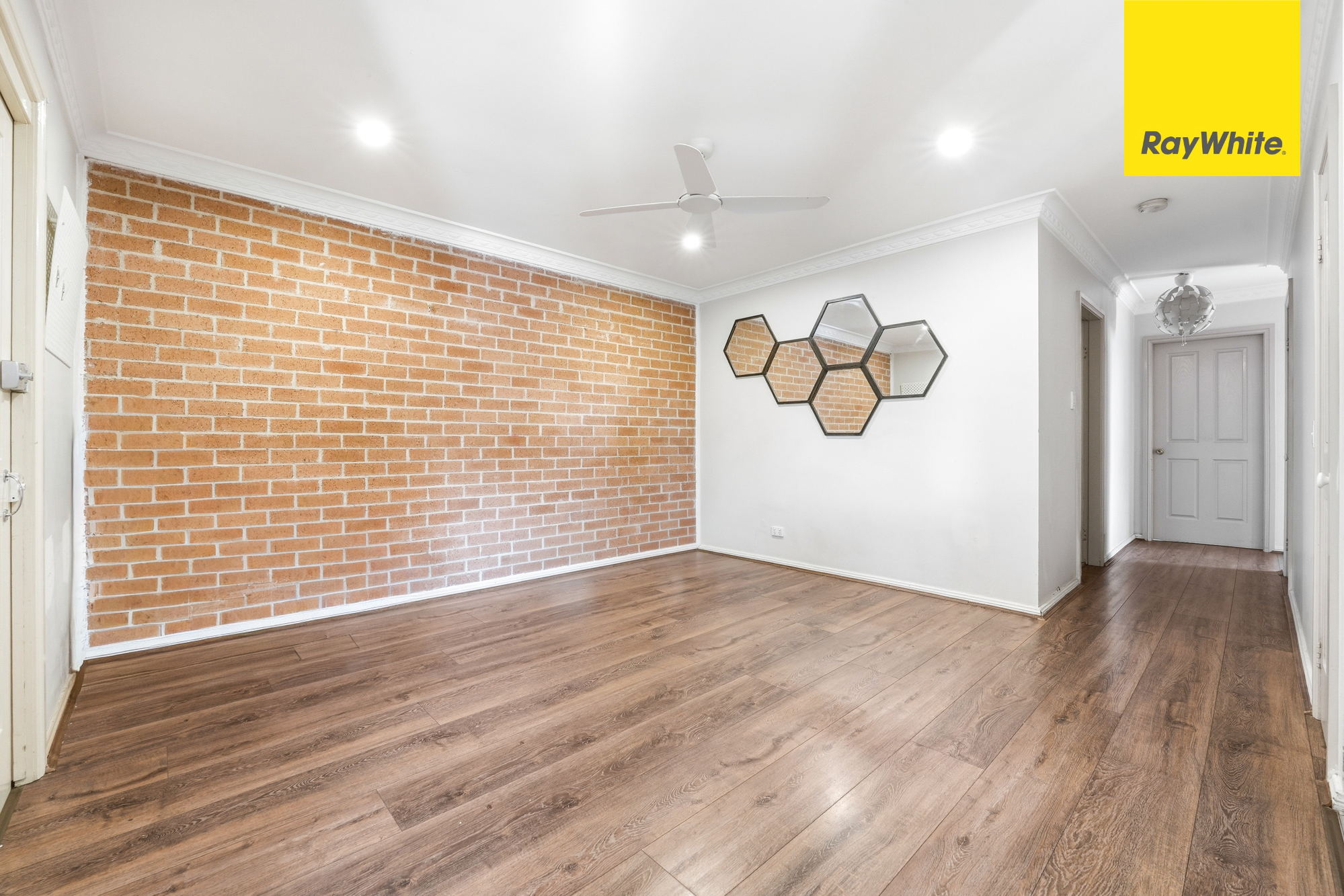 1 4 TUNGARRA ROAD, GIRRAWEEN NSW 2145 - Image 6