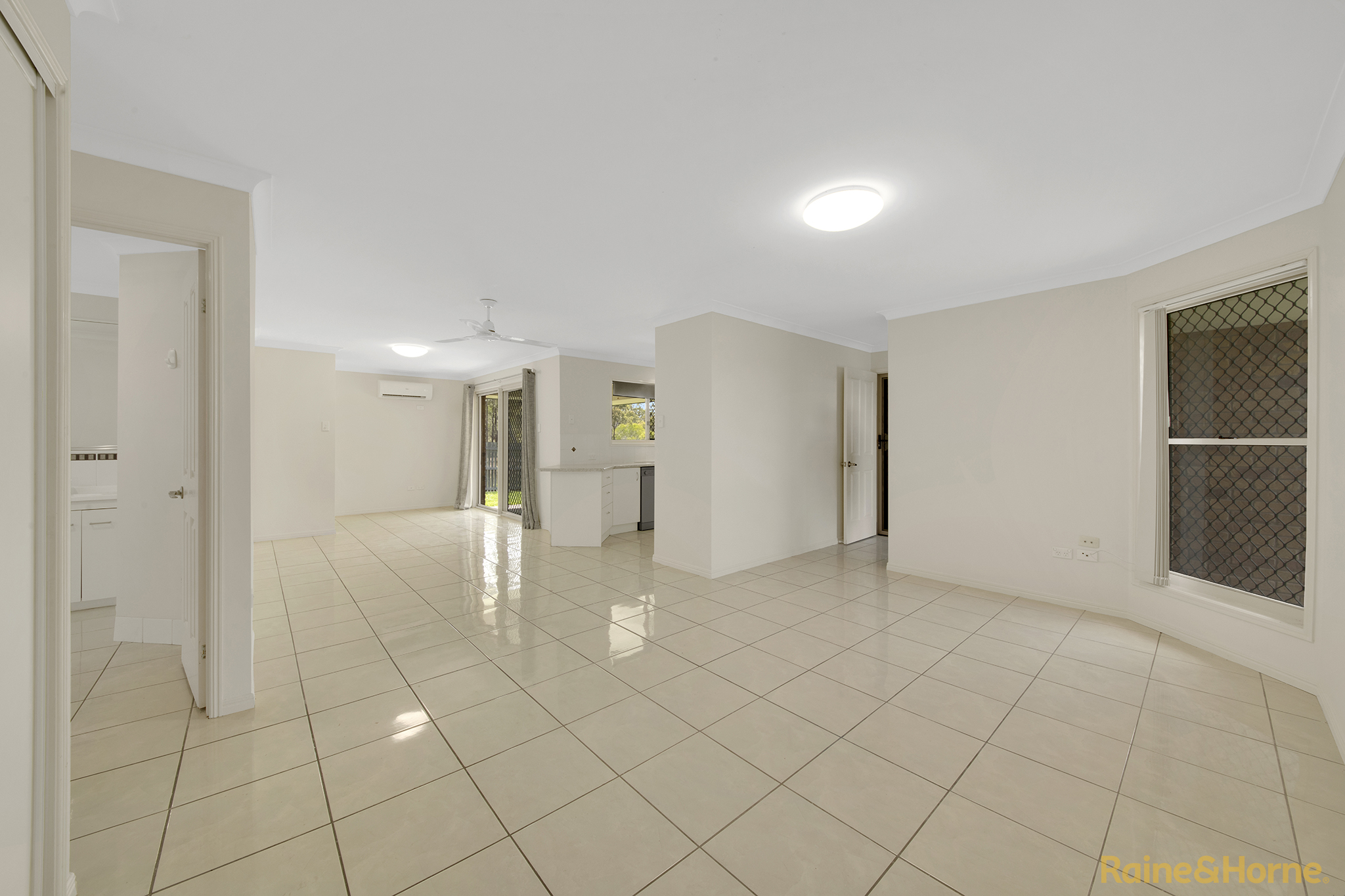 3-bedroom unit at 2/20 Reinaerhoff Crescent, Glen Eden, QLD 4680, Gladstone, Queensland