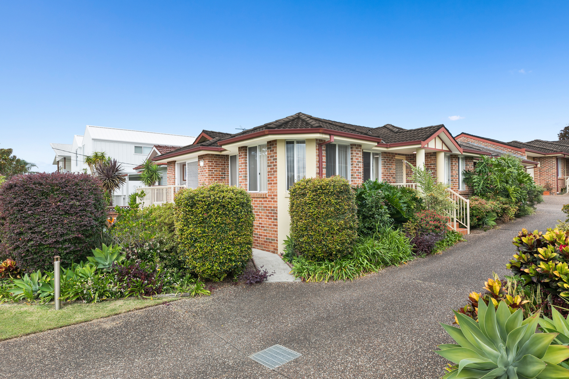1/16-18 Bellevue Parade, Caringbah, NSW 2229 - Image 1