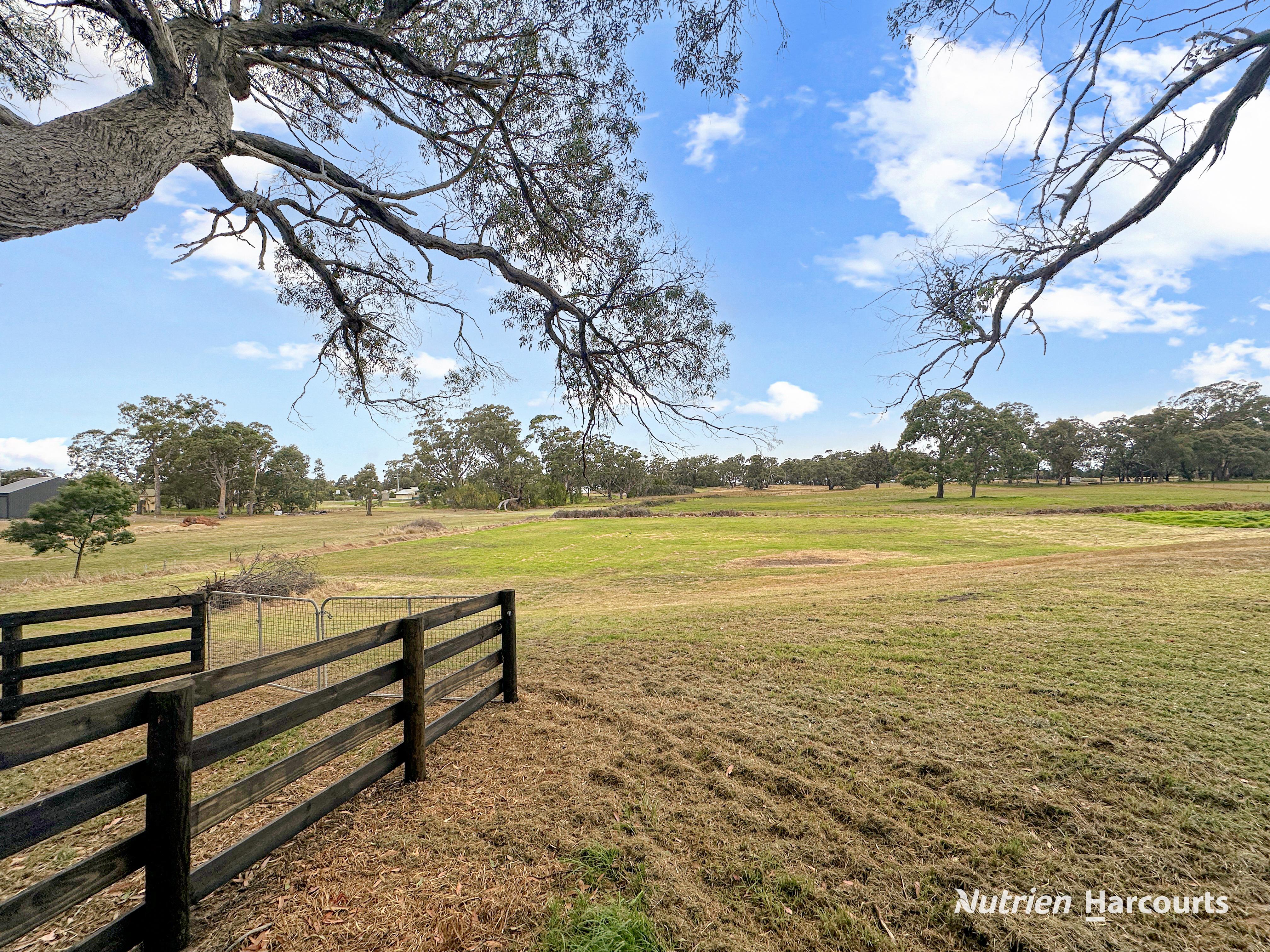 10 Victoria Street, Woodside, Vic, 3874 - Image 9