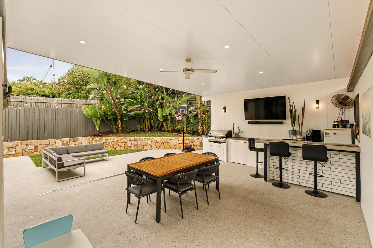 5 HYLACOLA DRIVE, Albany Creek QLD 4035 - Image 1