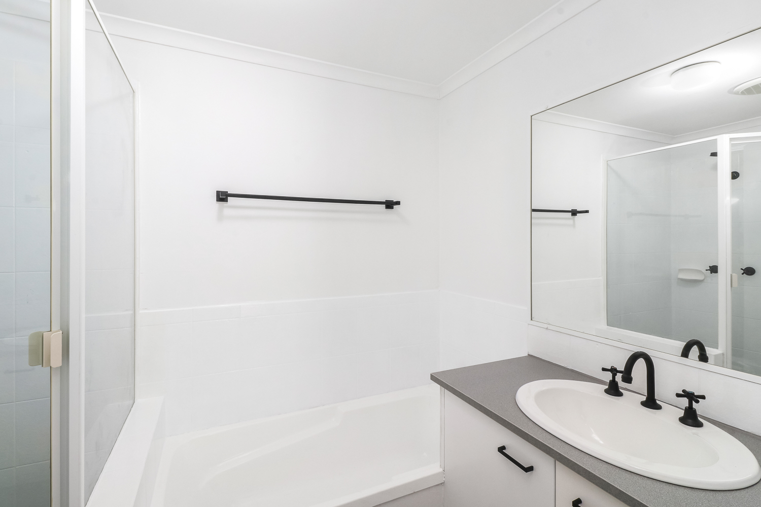 3-bedroom unit at 4/9-11 Mudjimba Beach Road, Mudjimba, QLD 4564, Sunshine Coast, Queensland