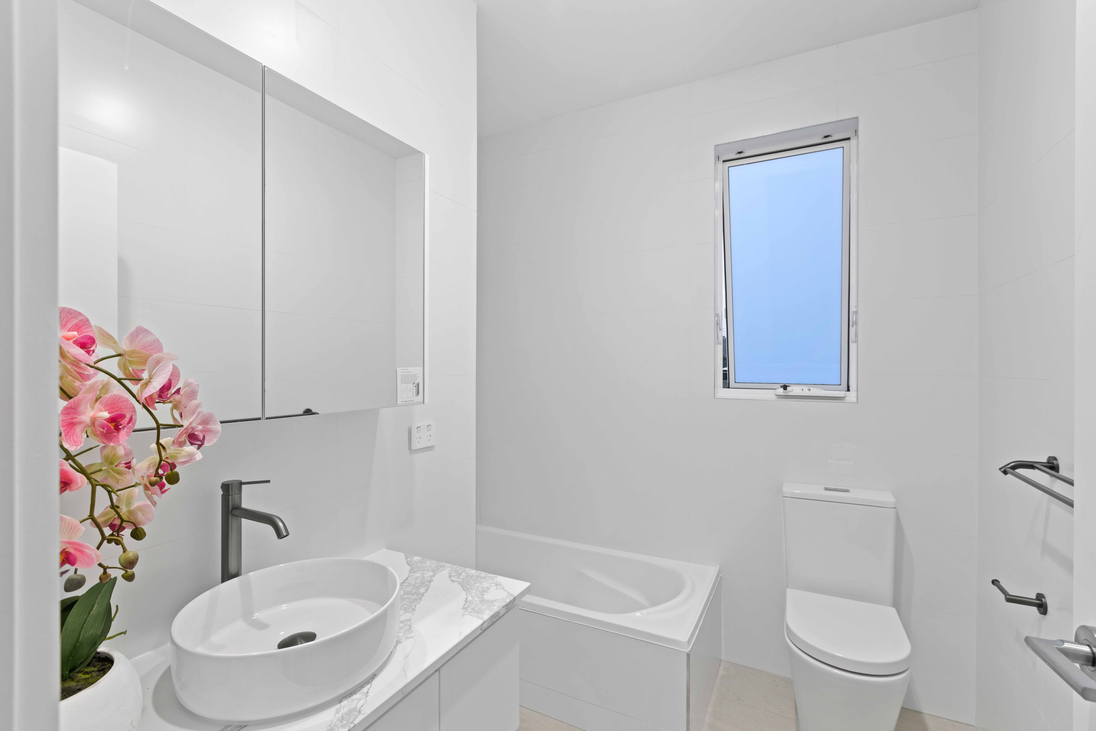 4-bedroom unit at 9/4 Harris Street, Wellington Point, QLD 4160, Redland, Queensland
