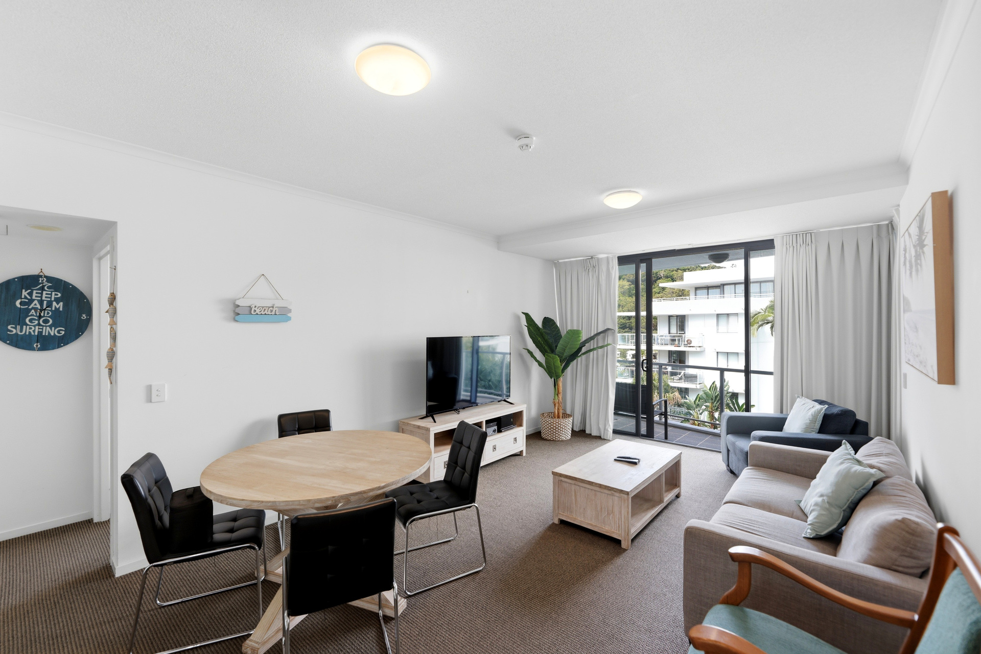 1106 1 OCEAN STREET, BURLEIGH HEADS QLD 4220 - Image 2