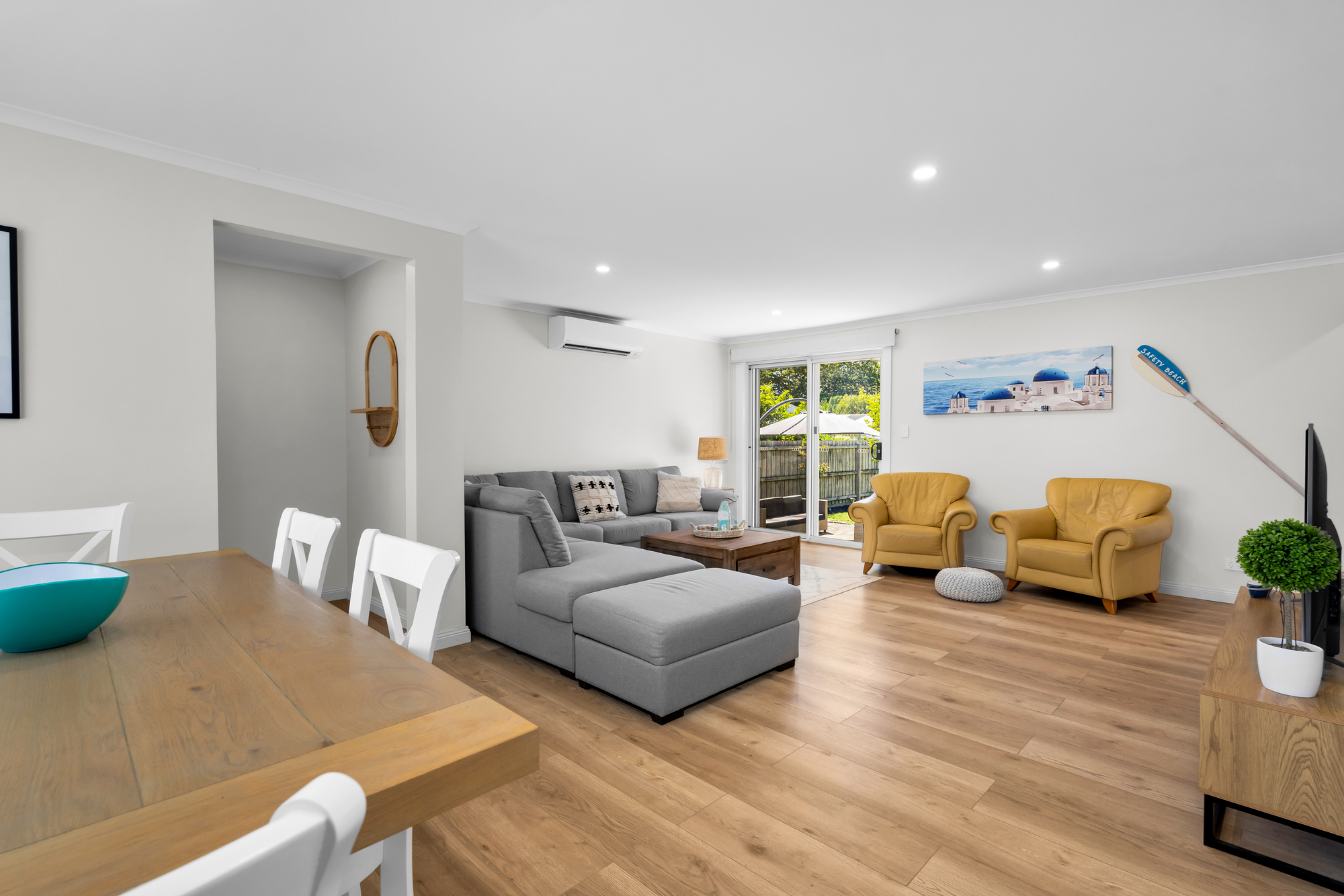 216 DROMANA PARADE, Safety Beach VIC 3936 - Image 4