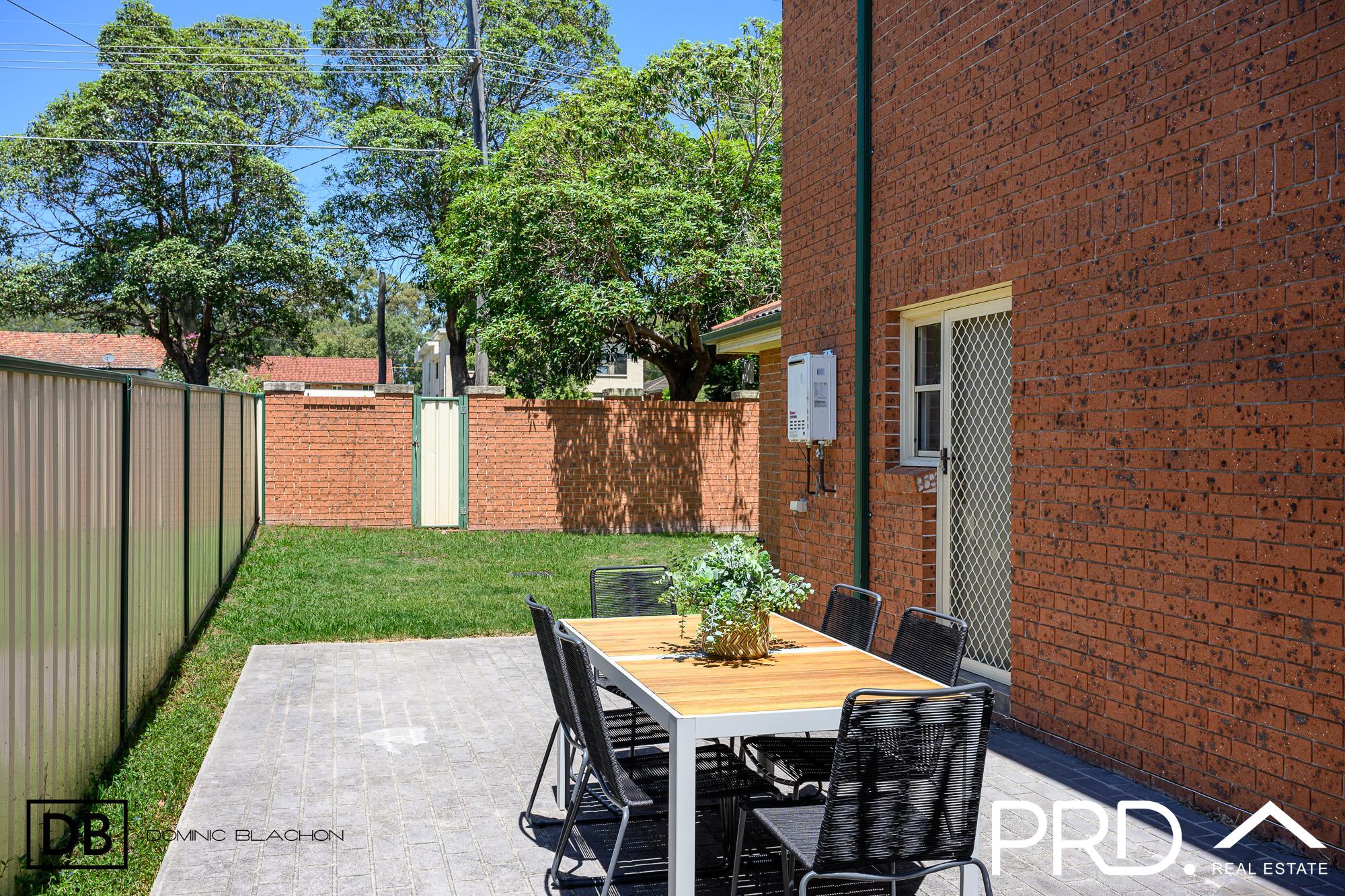 4-bedroom unit at 198 Marco Avenue, Panania, NSW 2213, Canterbury-Bankstown, New South Wales