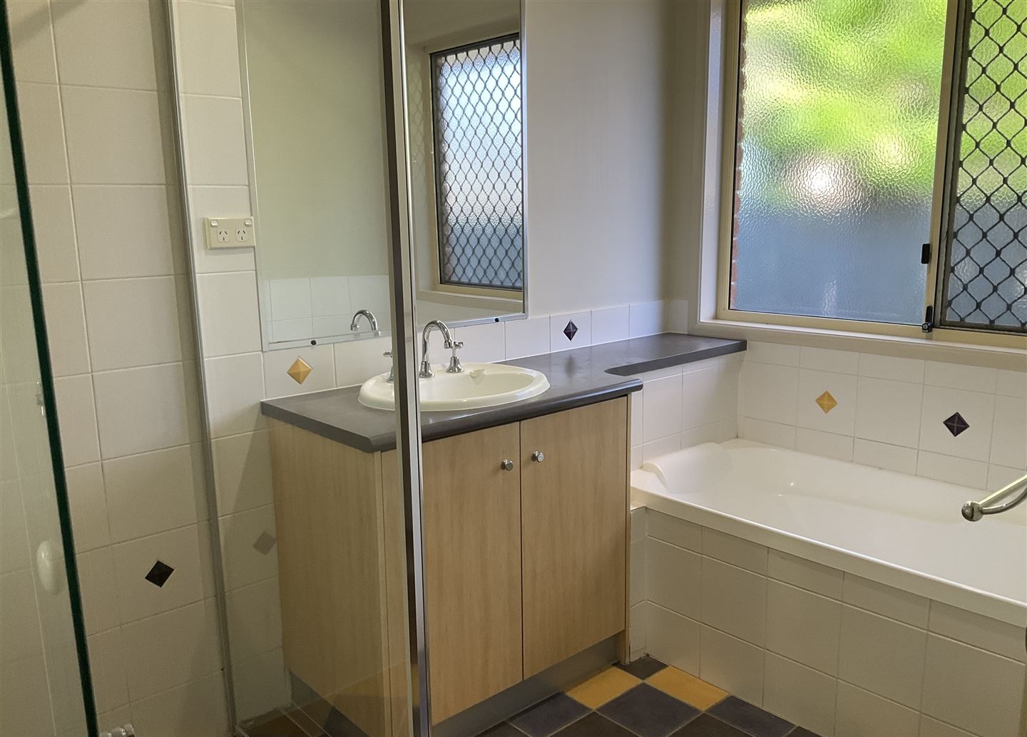 20 LEITH CRESCENT, Rangeville QLD 4350 - Image 8