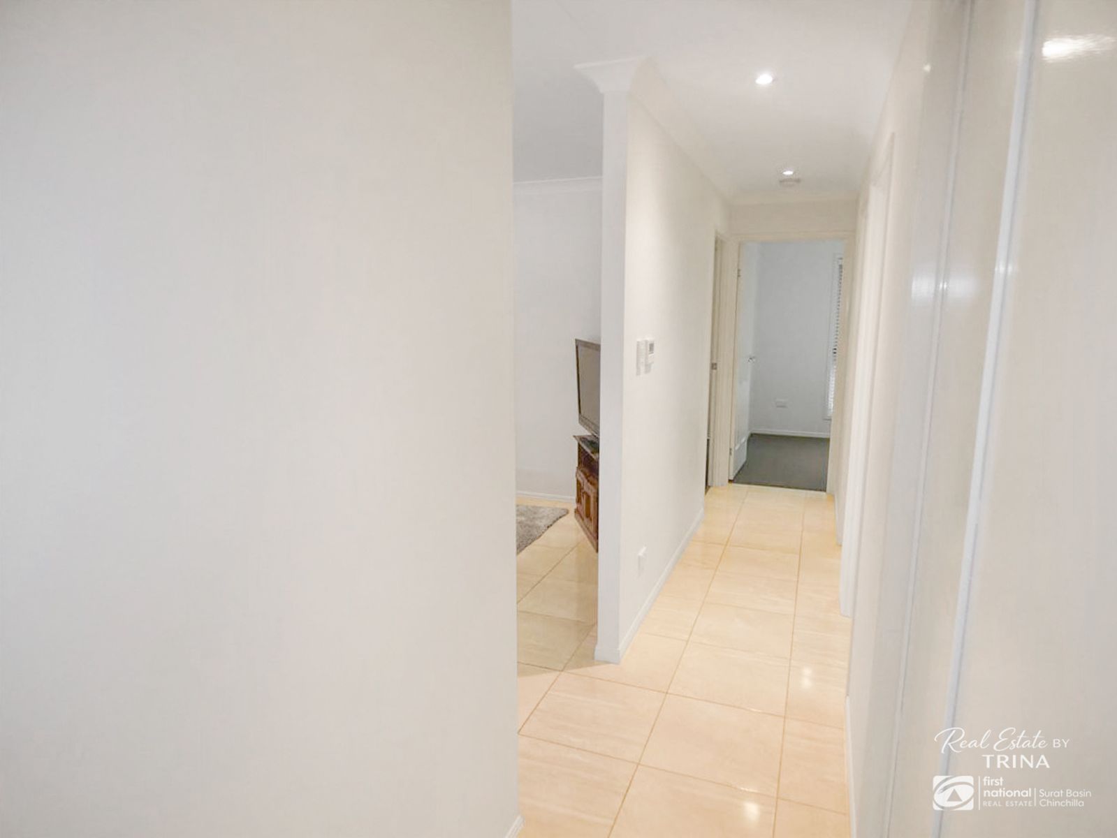 2 12 HEENEY STREET, CHINCHILLA QLD 4413 - Image 8