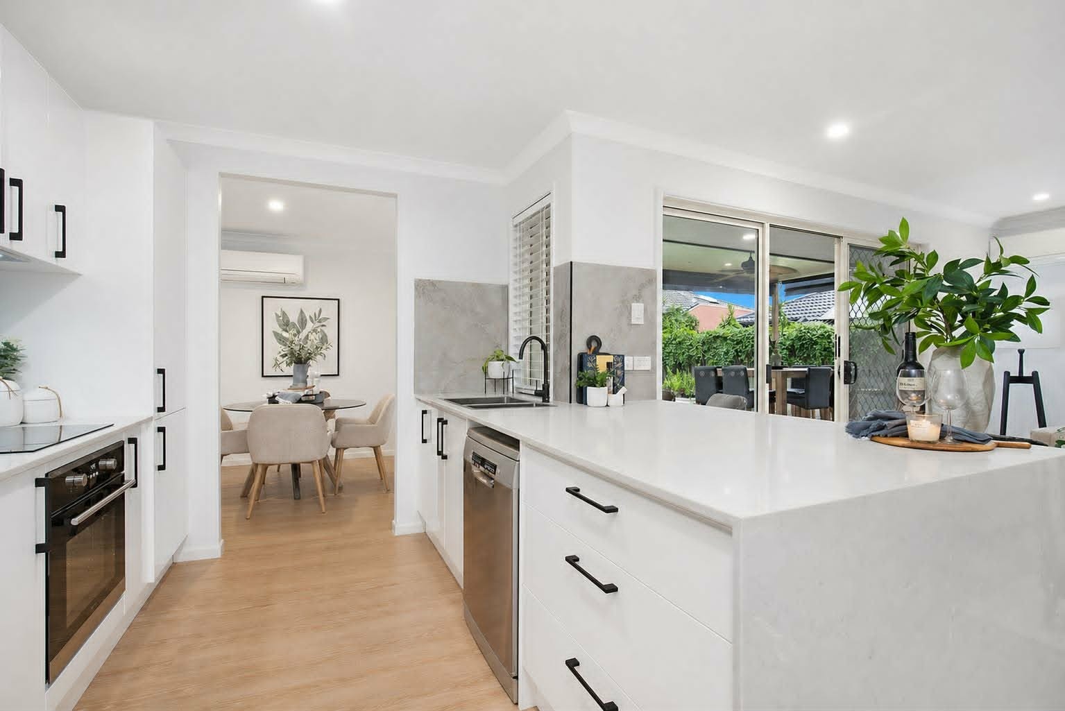 18 PENINA CIRCUIT, Cornubia QLD 4130 - Image 3