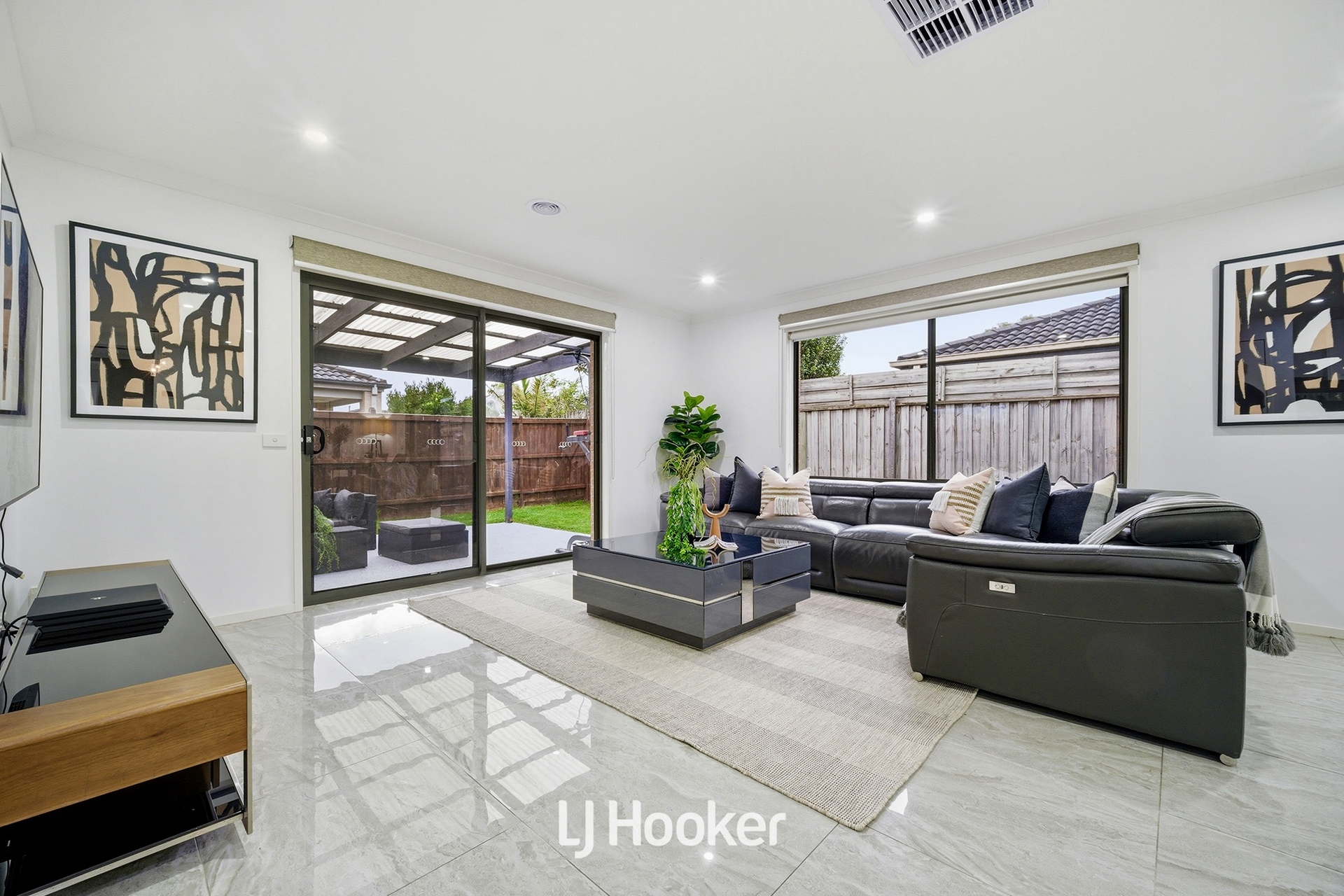 84 GLENELG STREET, Clyde North VIC 3978 - Image 8