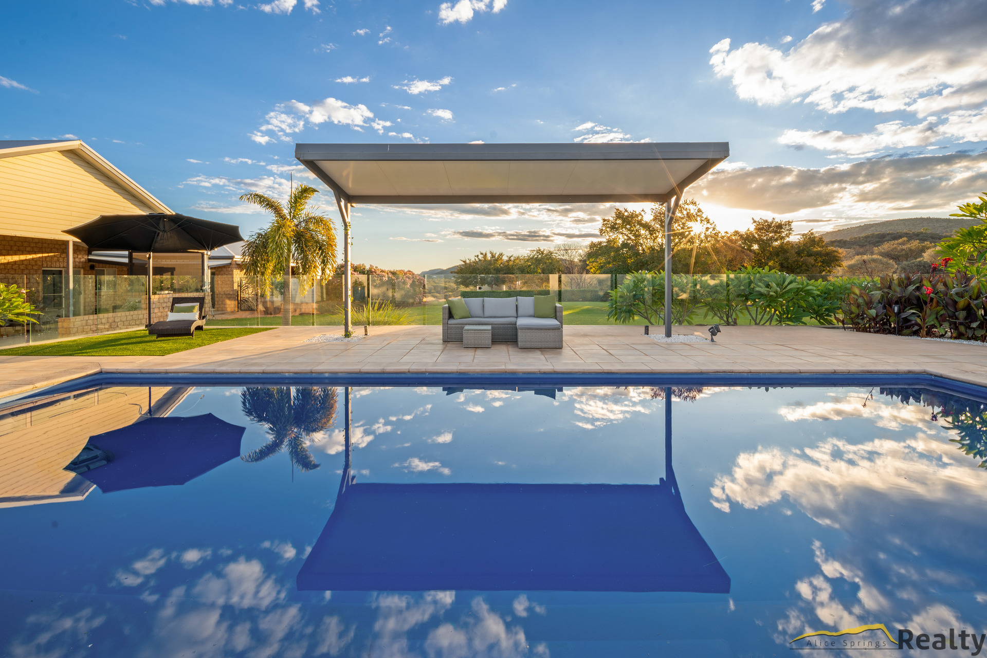 9-bedroom house at 19 Cotterill Road, Ross, NT 0873, Alice Springs, Northern Territory