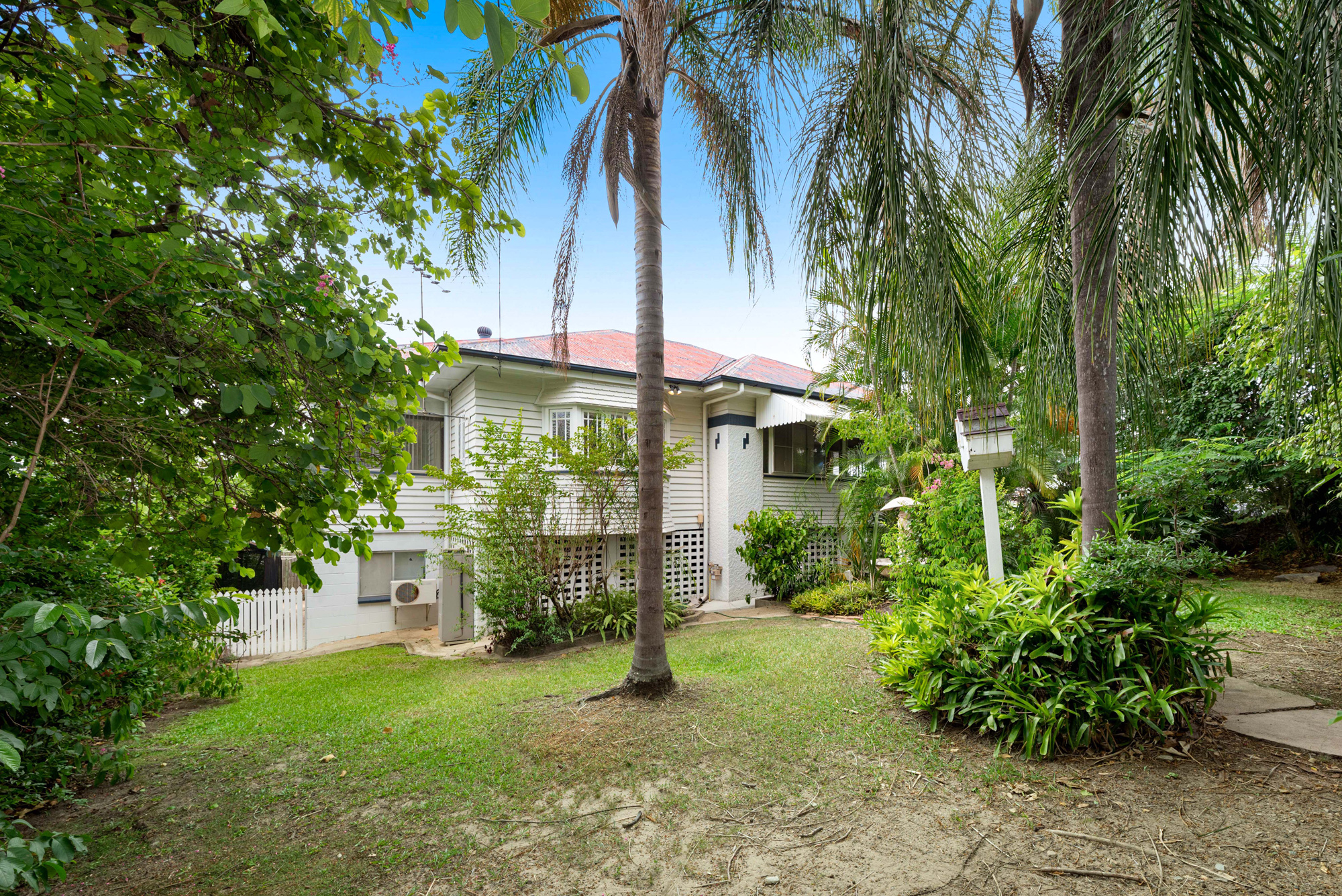 4-bedroom house at 436 Cavendish Road, Coorparoo, QLD 4151, Brisbane, Queensland