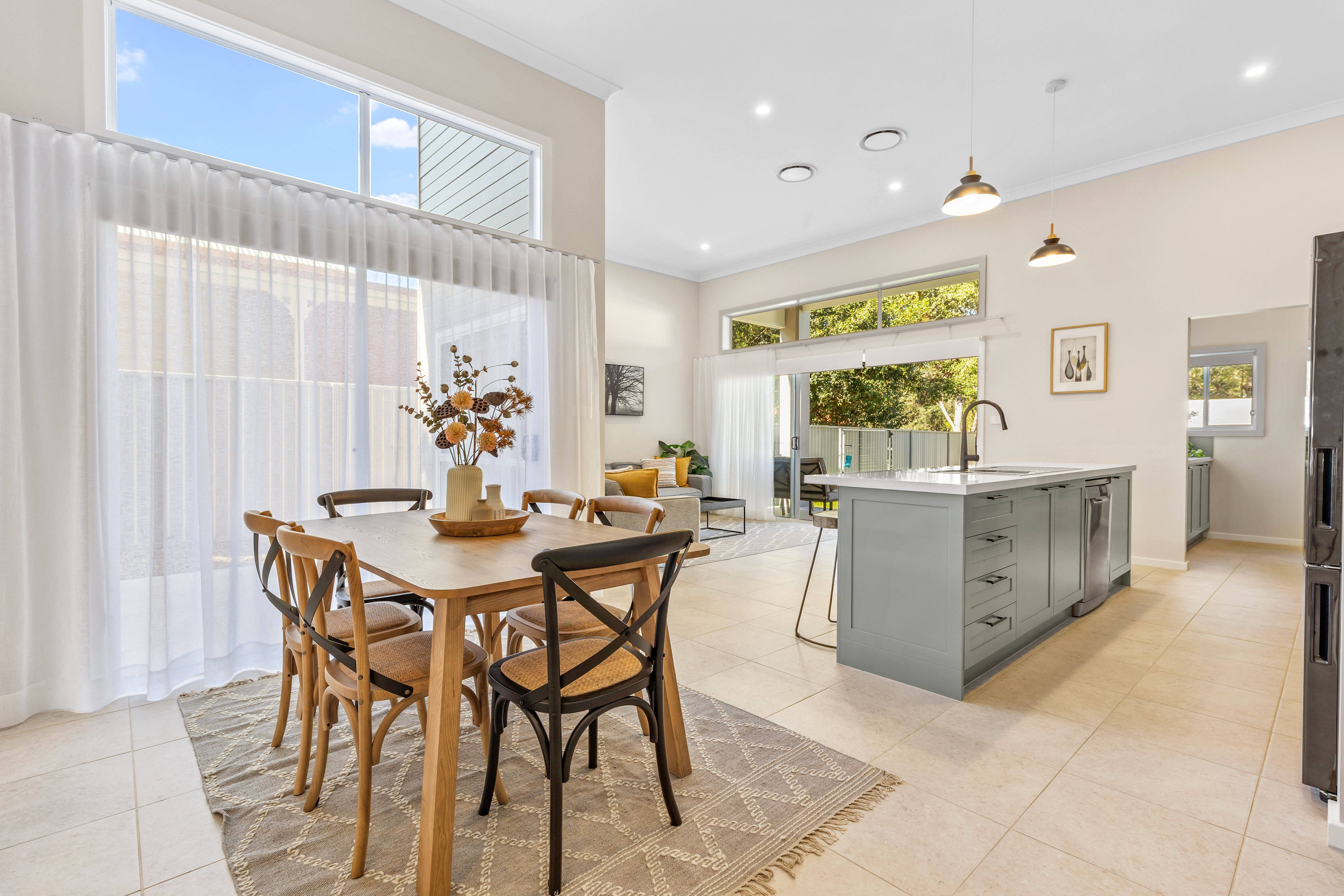 4-bedroom unit at 52 King Street, Glenbrook, NSW 2773, Blue Mountains, New South Wales