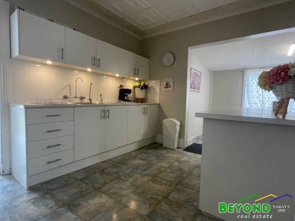 36 MYRTLE STREET, Gilgandra NSW 2827 - Image 9