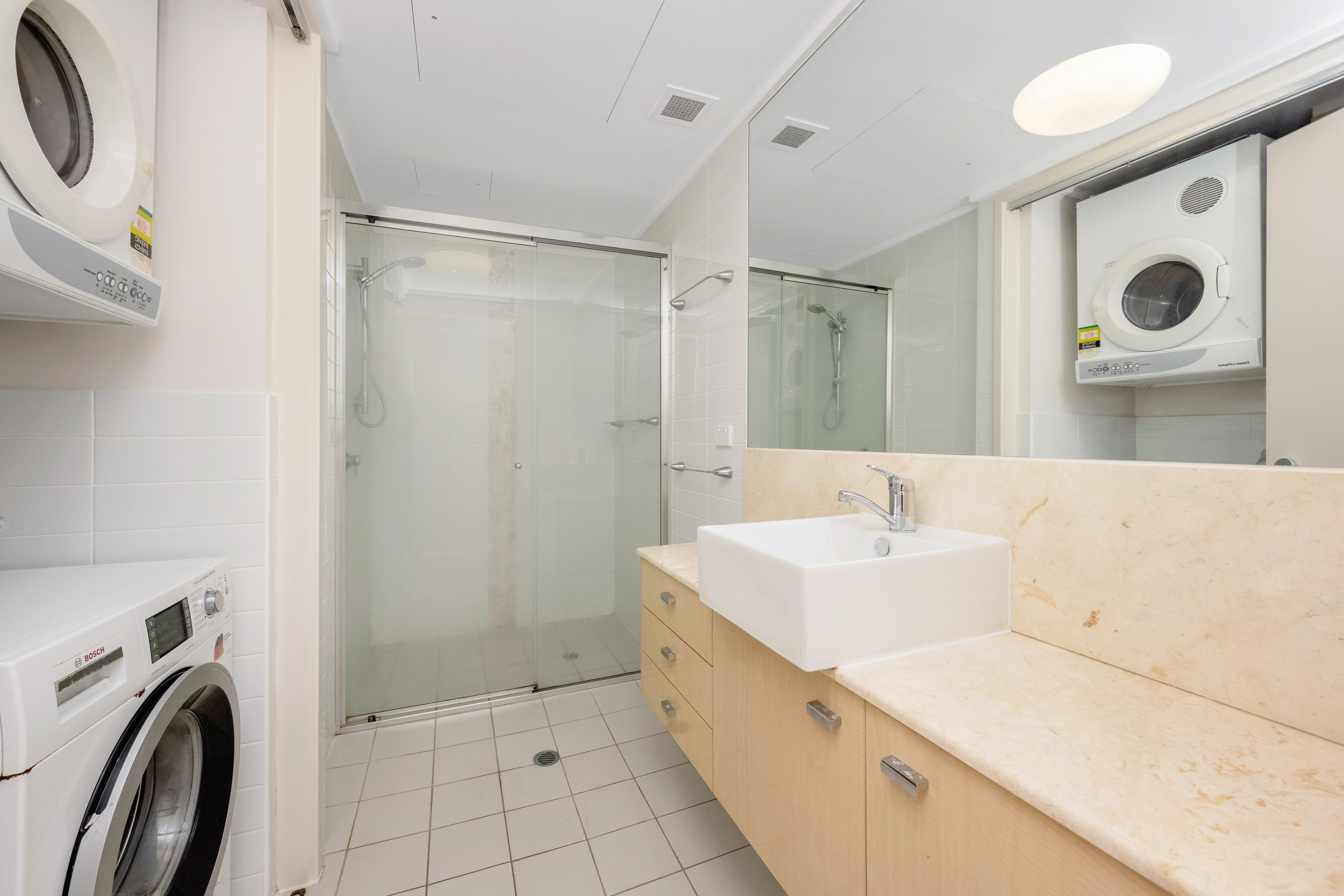 107/72-74 The Strand, North Ward, Qld, 4810 - Image 8