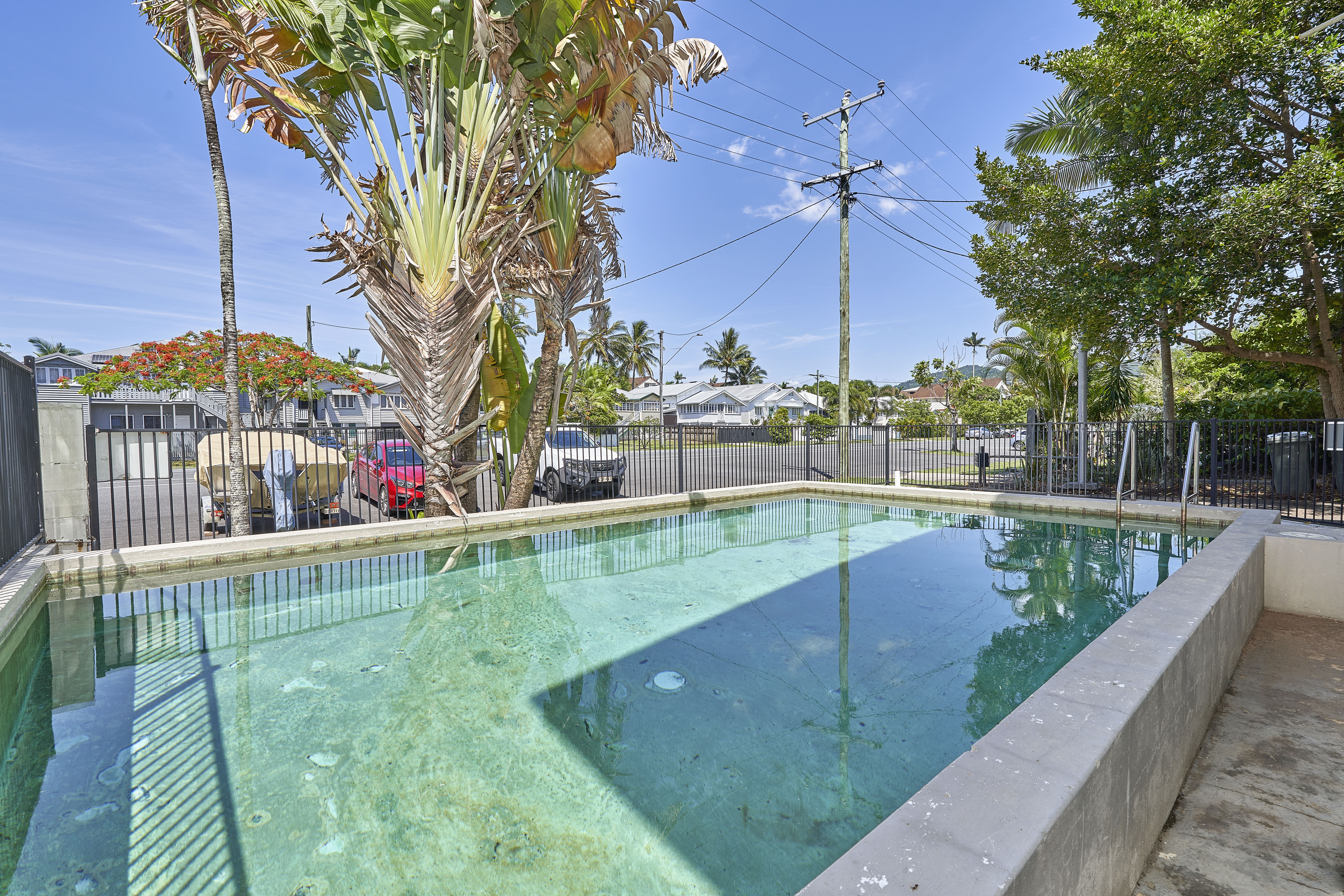 2/282 Lake Street, Cairns North, Qld, 4870 - Image 3