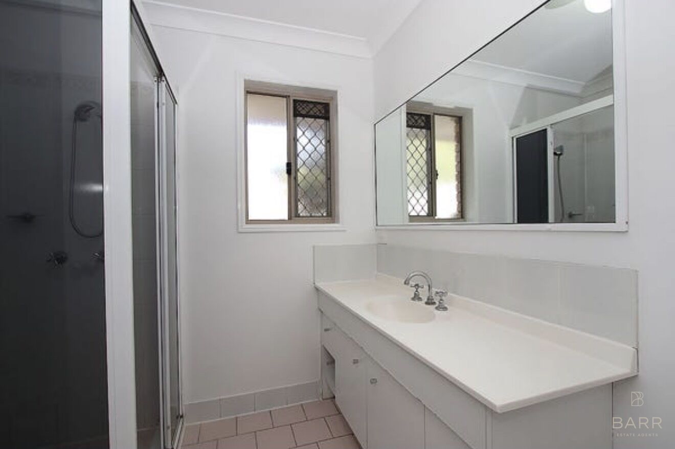 1/23 Sugarwood Street, Bellbowrie, QLD 4070 - Image 7