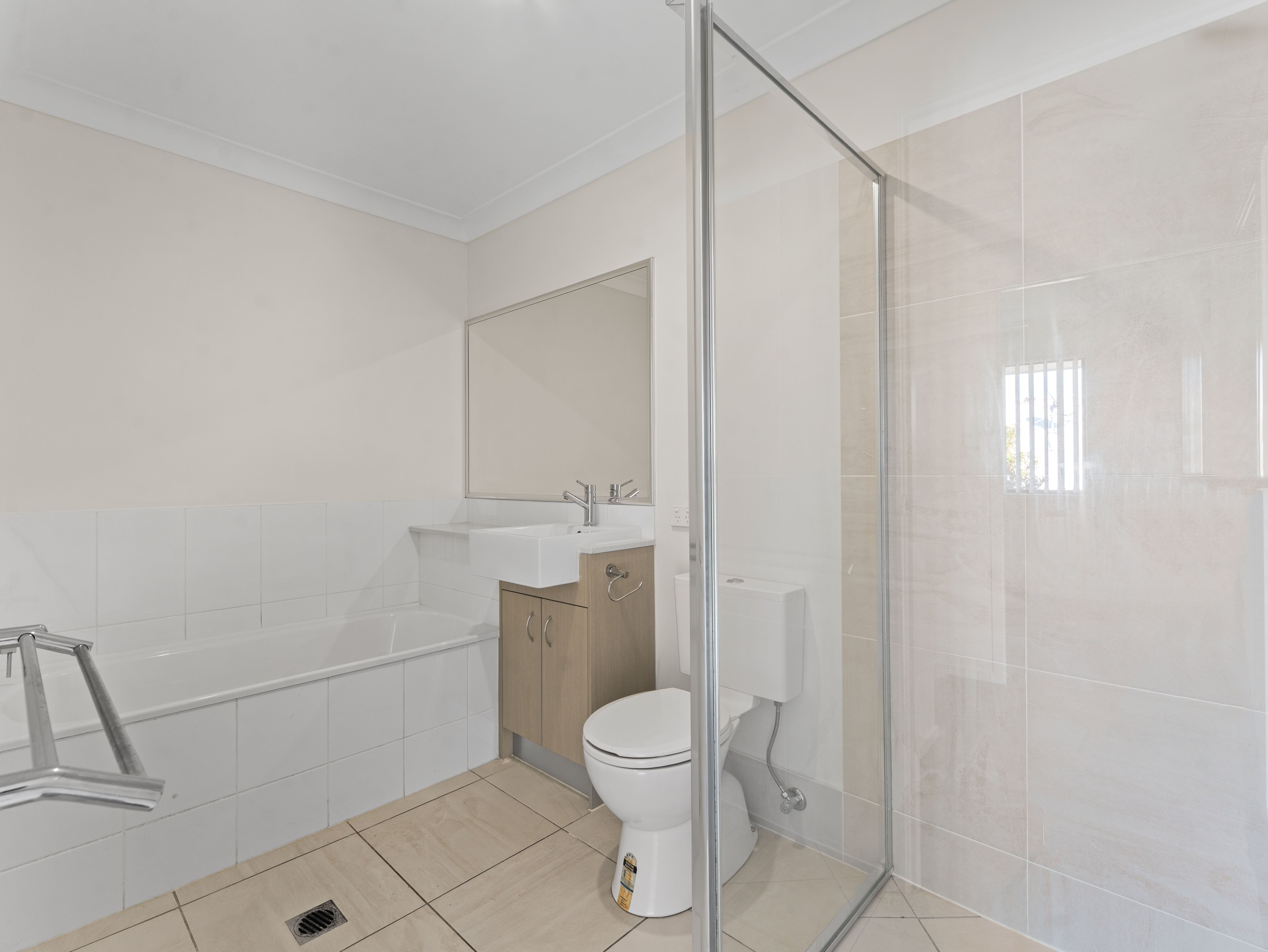 14/8-12 Wattlebrush Court, Park Ridge, Qld, 4125 - Image 10