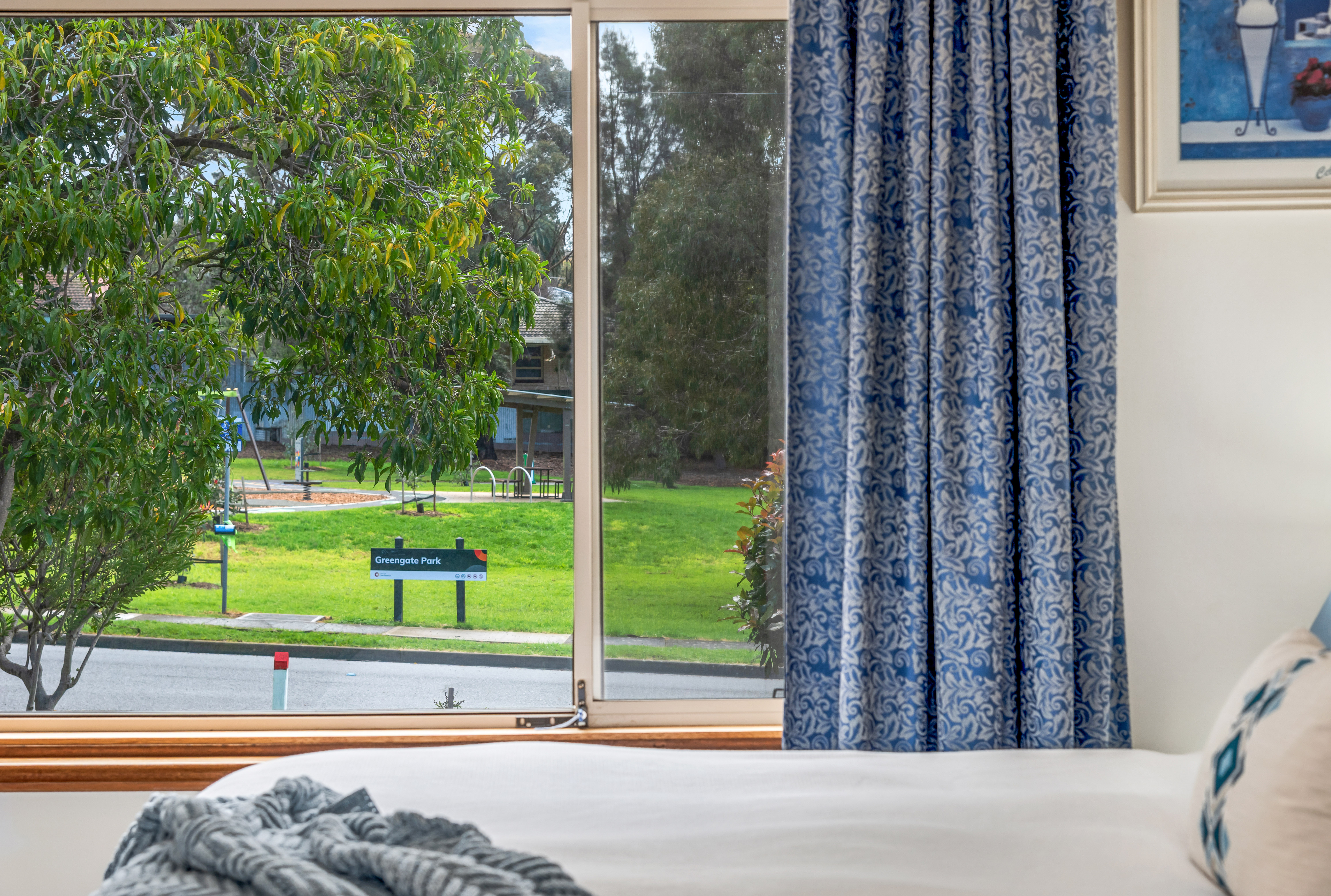 3-bedroom house at 24 Greengate Grove, Hackham, SA 5163, Onkaparinga, South Australia