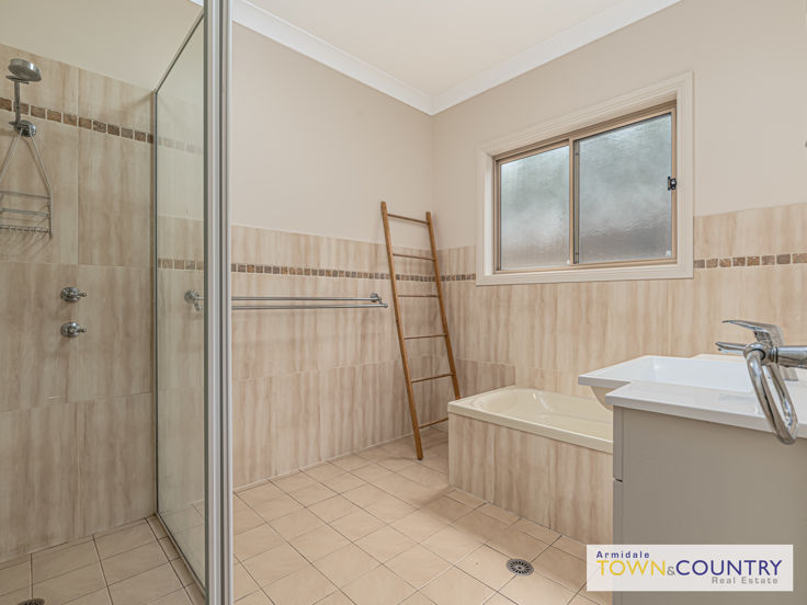 4-bedroom house at 4 AMBER CLOSE, Armidale NSW 2350, Armidale, New South Wales