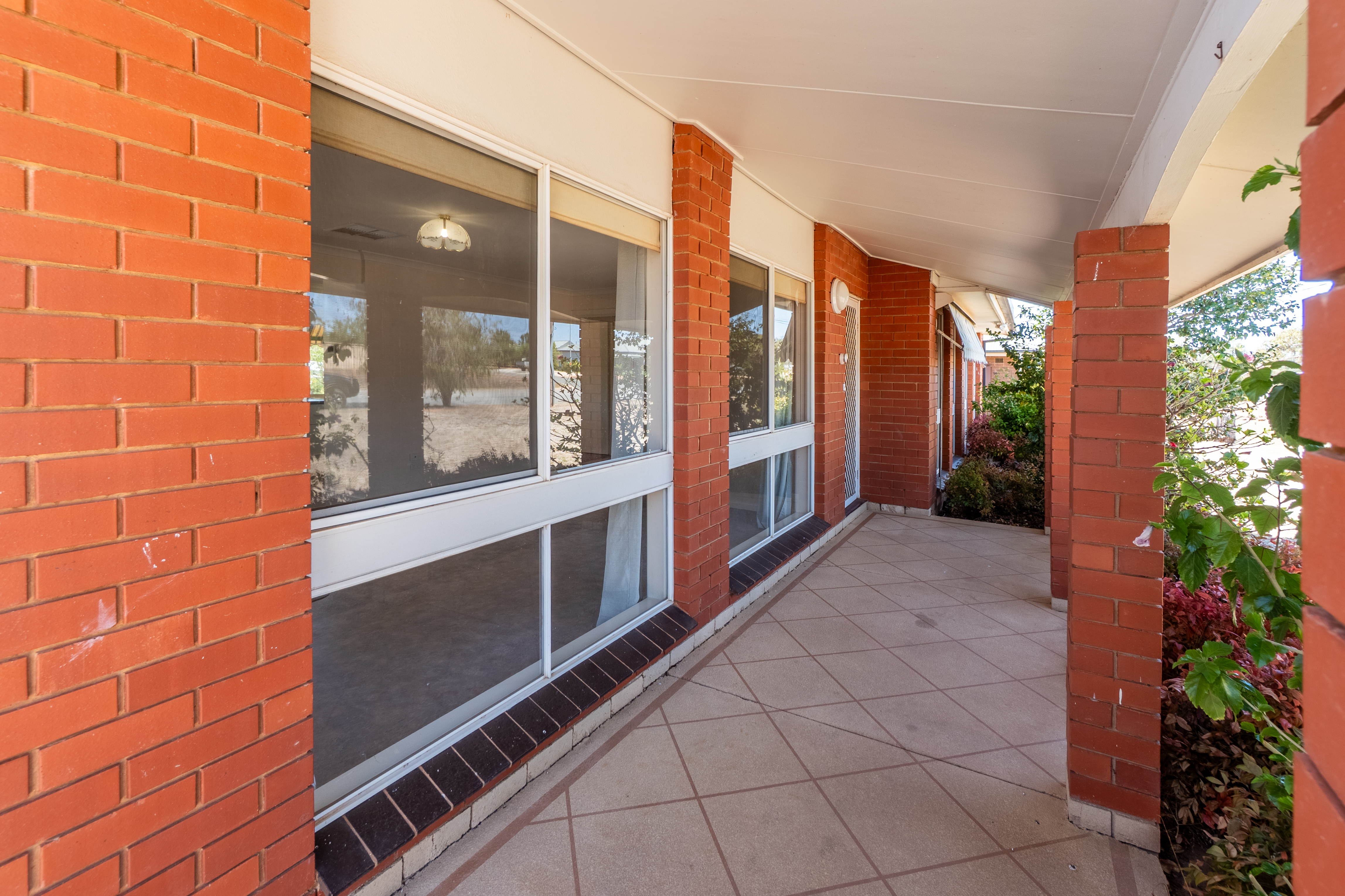 3-bedroom house at 44 STINSON STREET, Coolamon NSW 2701, Coolamon, New South Wales