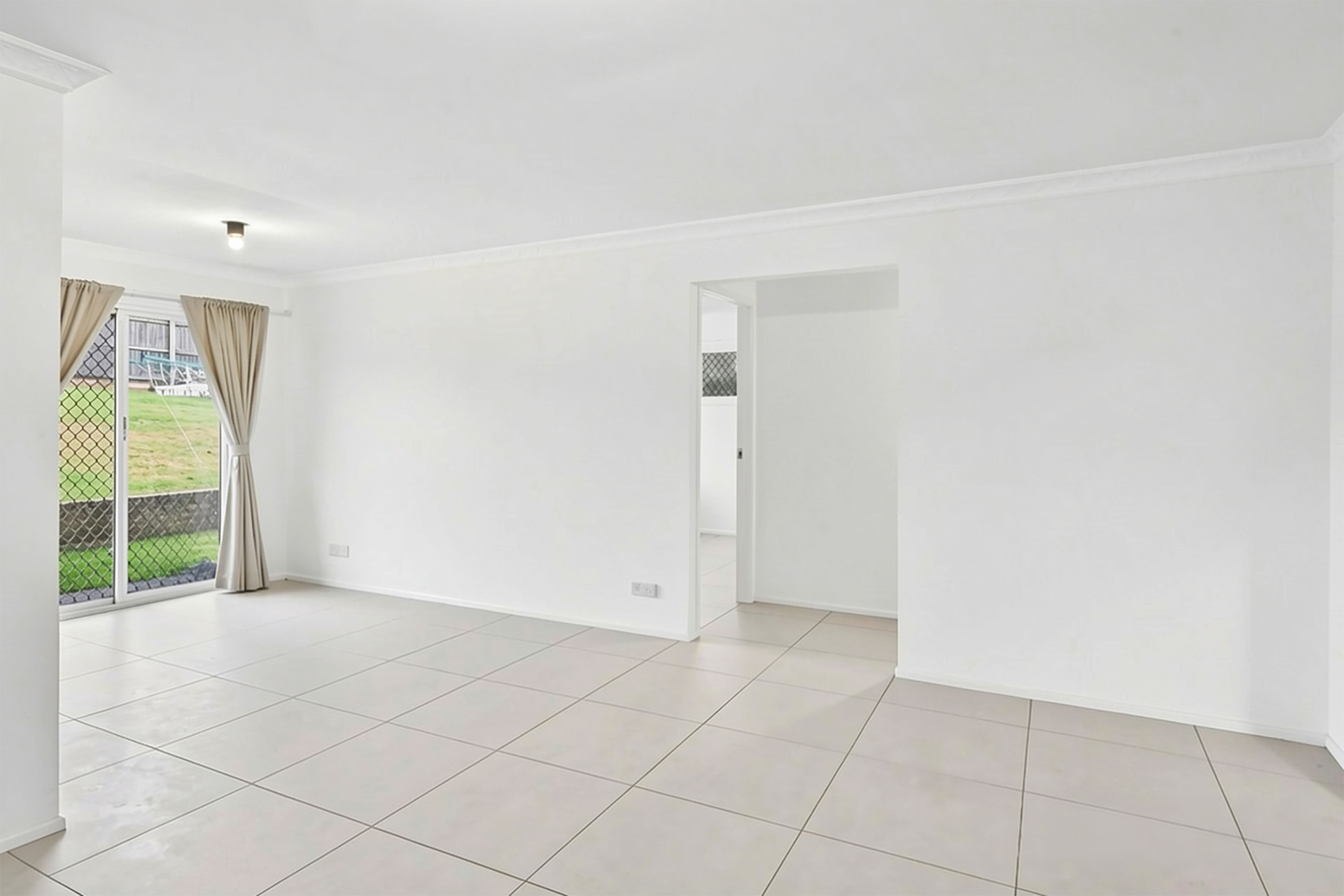 17 COPPERFIELD DRIVE, Eagleby QLD 4207 - Image 4