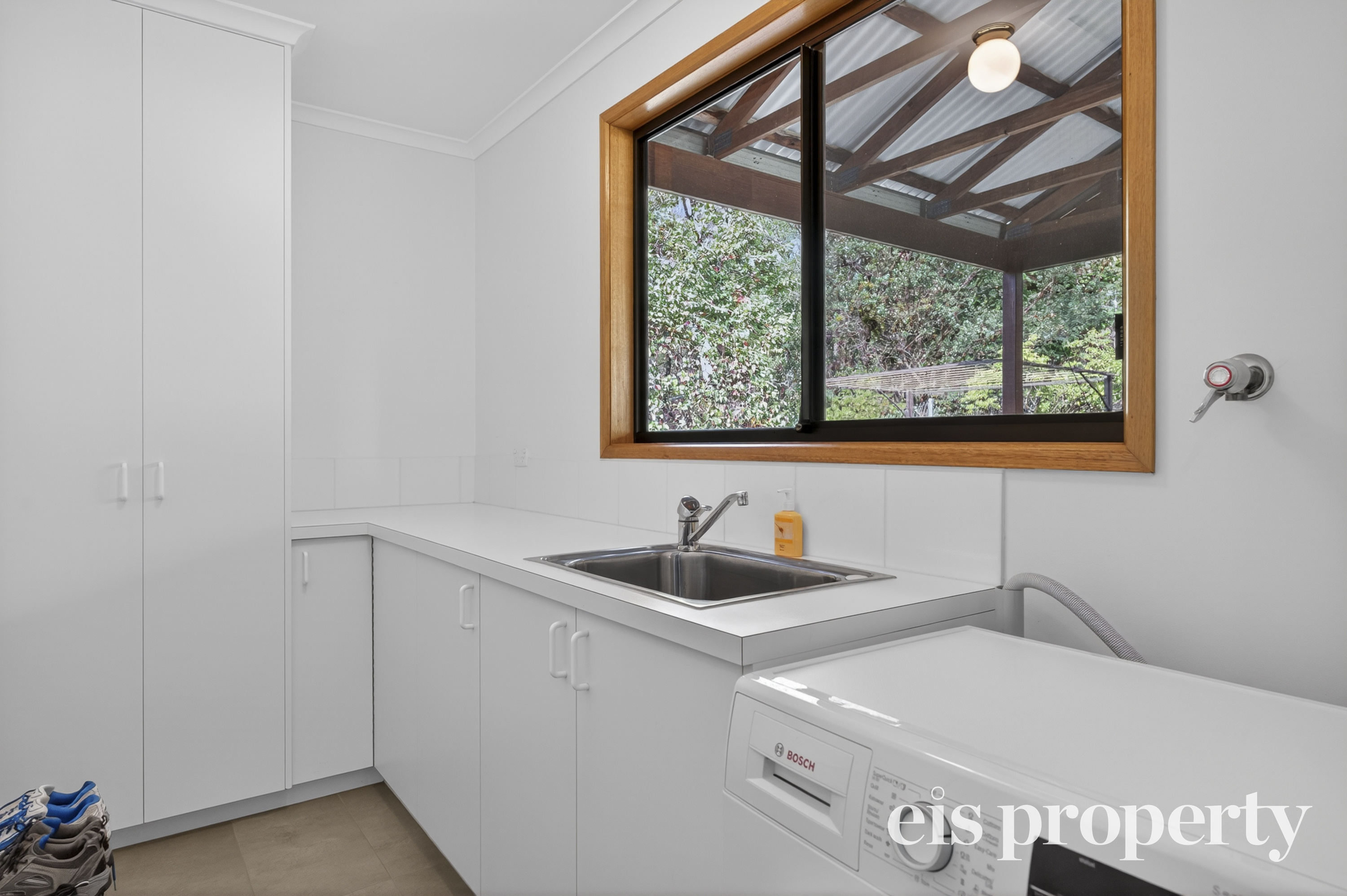 3-bedroom house at 43 Invercargill Road, Mount Nelson, TAS 7007, Hobart, Tasmania