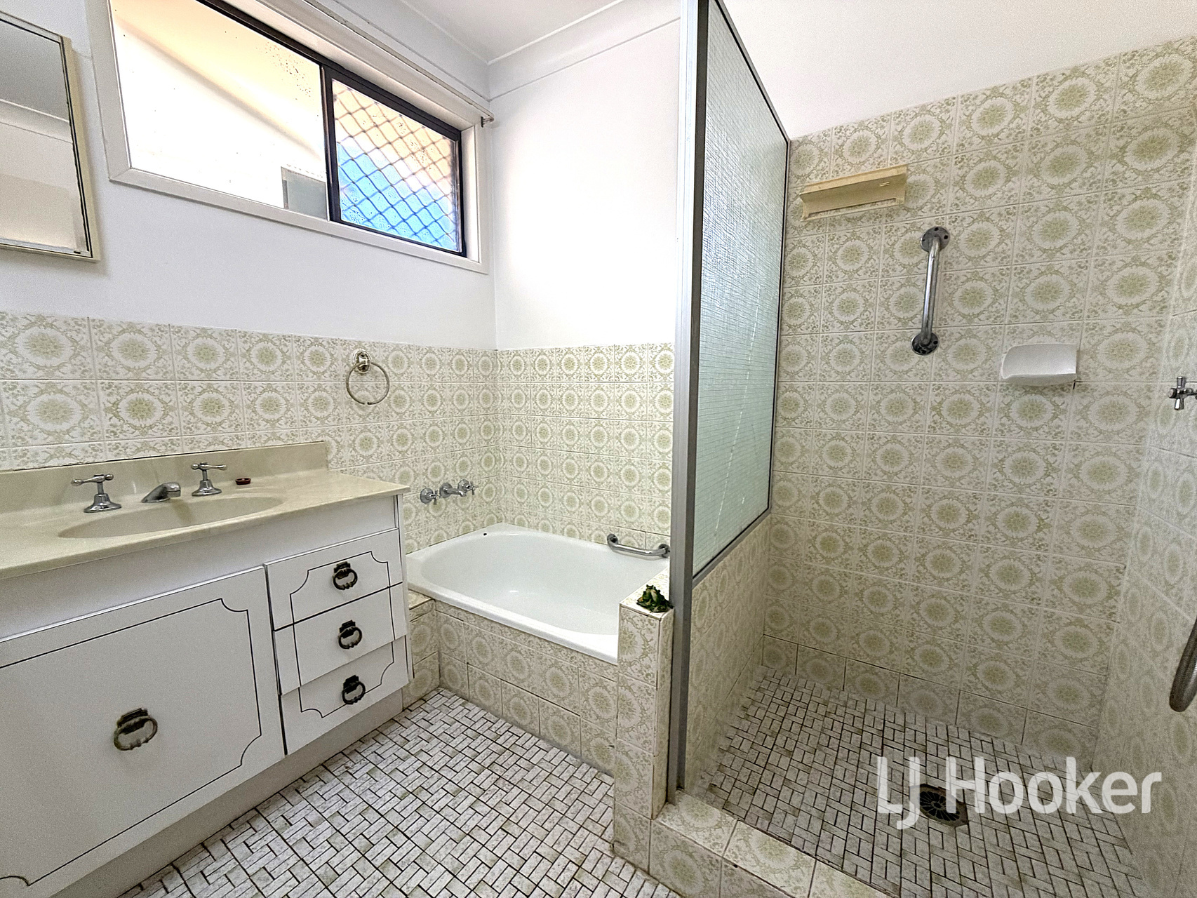 3-bedroom unit at 1/82 Lawrence Street, Inverell, NSW 2360, Inverell, New South Wales