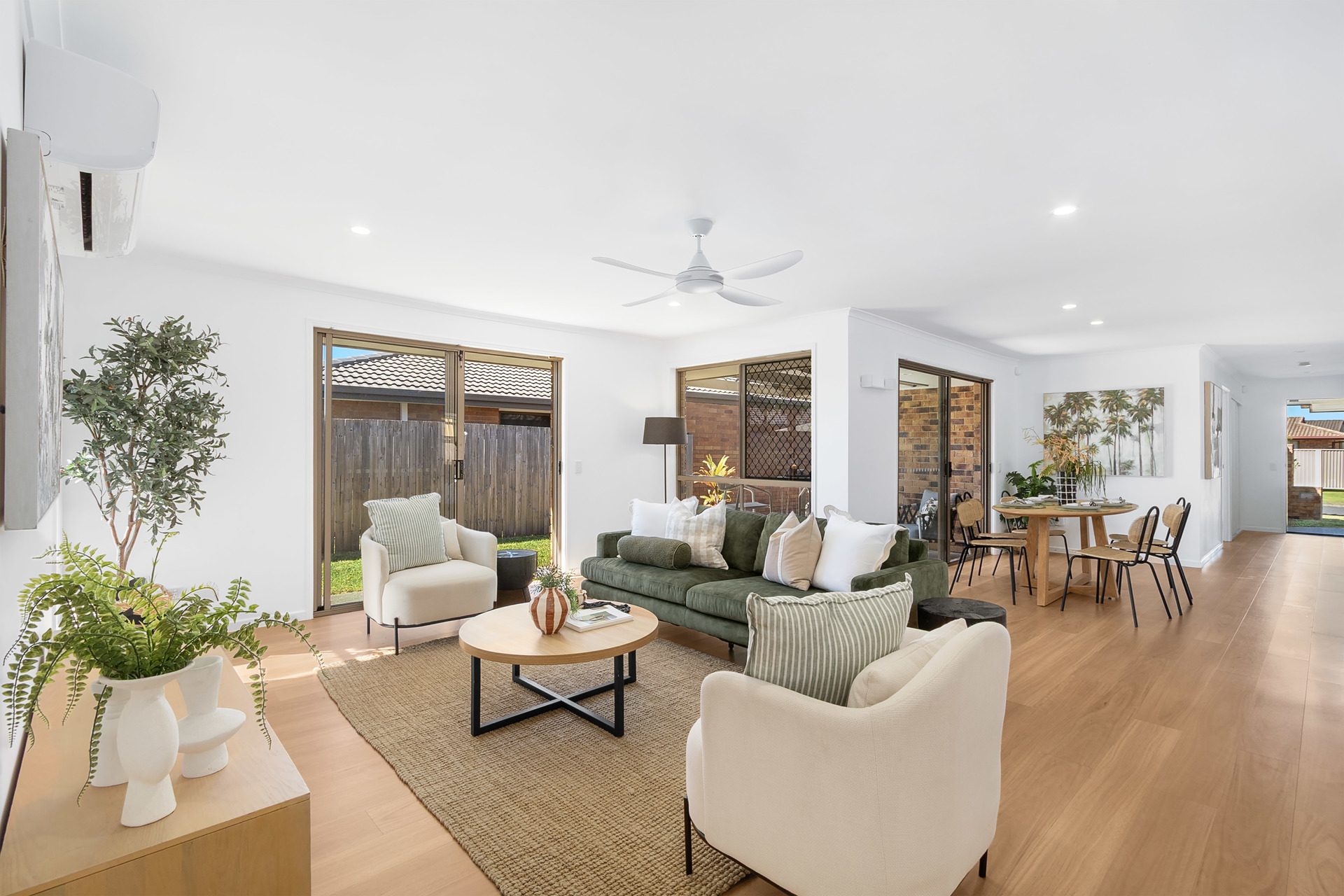 4-bedroom house at 31 Roundelay Drive, Varsity Lakes QLD 4227, Gold Coast, Queensland