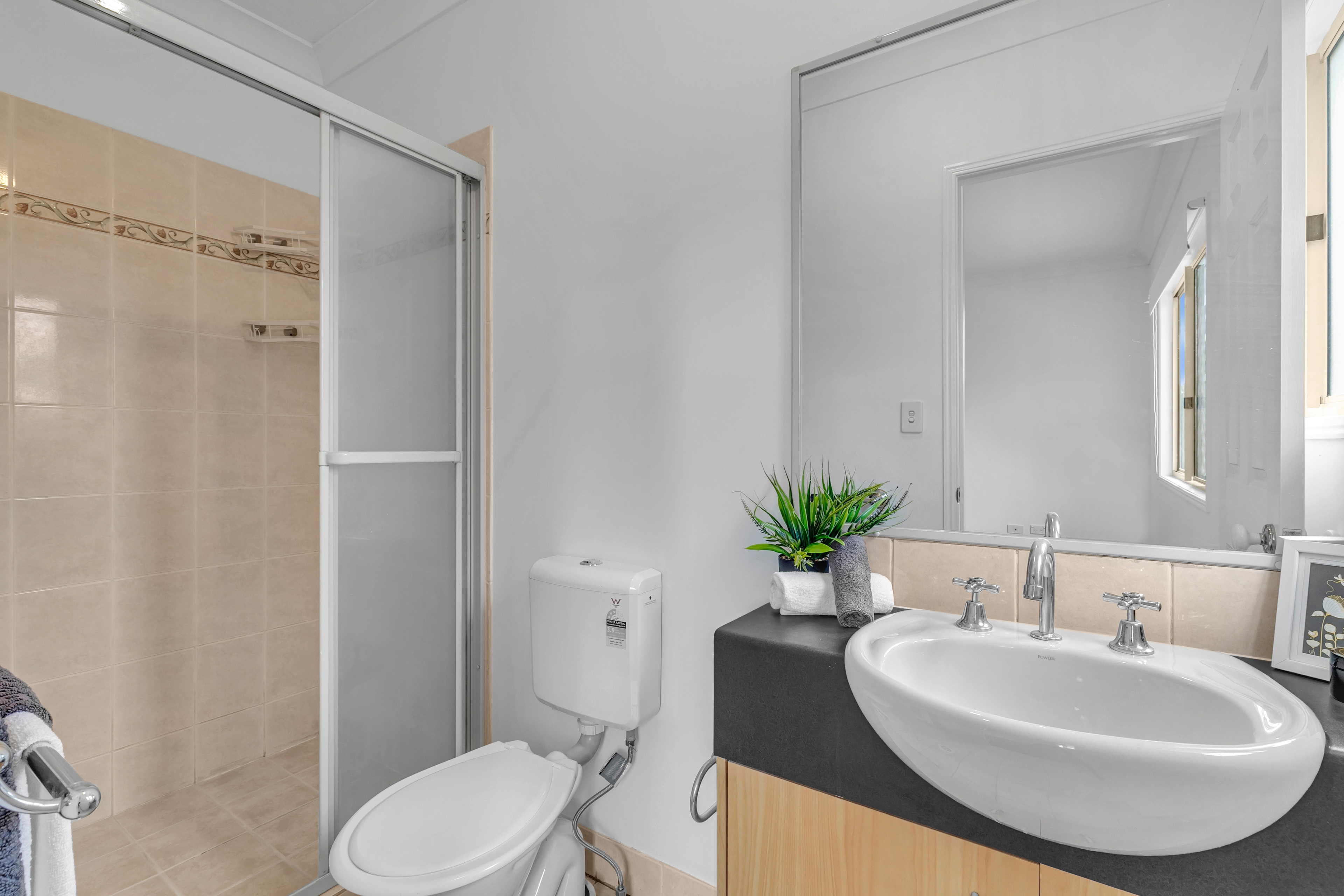 3-bedroom unit at 16 195 POSTLE STREET, ACACIA RIDGE QLD 4110, Brisbane, Queensland