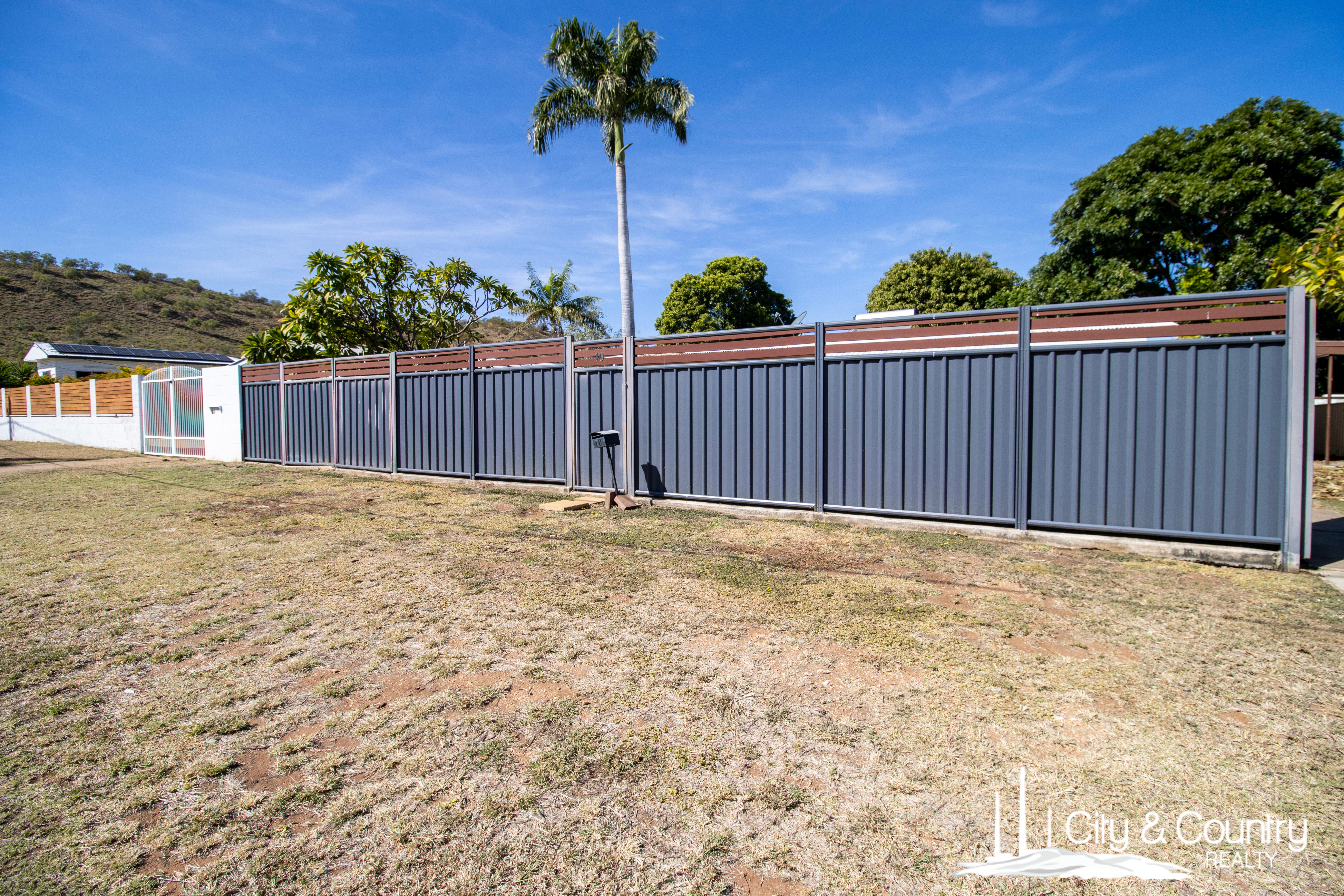 10 Jacobsen Crescent, Sunset, QLD 4825 - Image 2