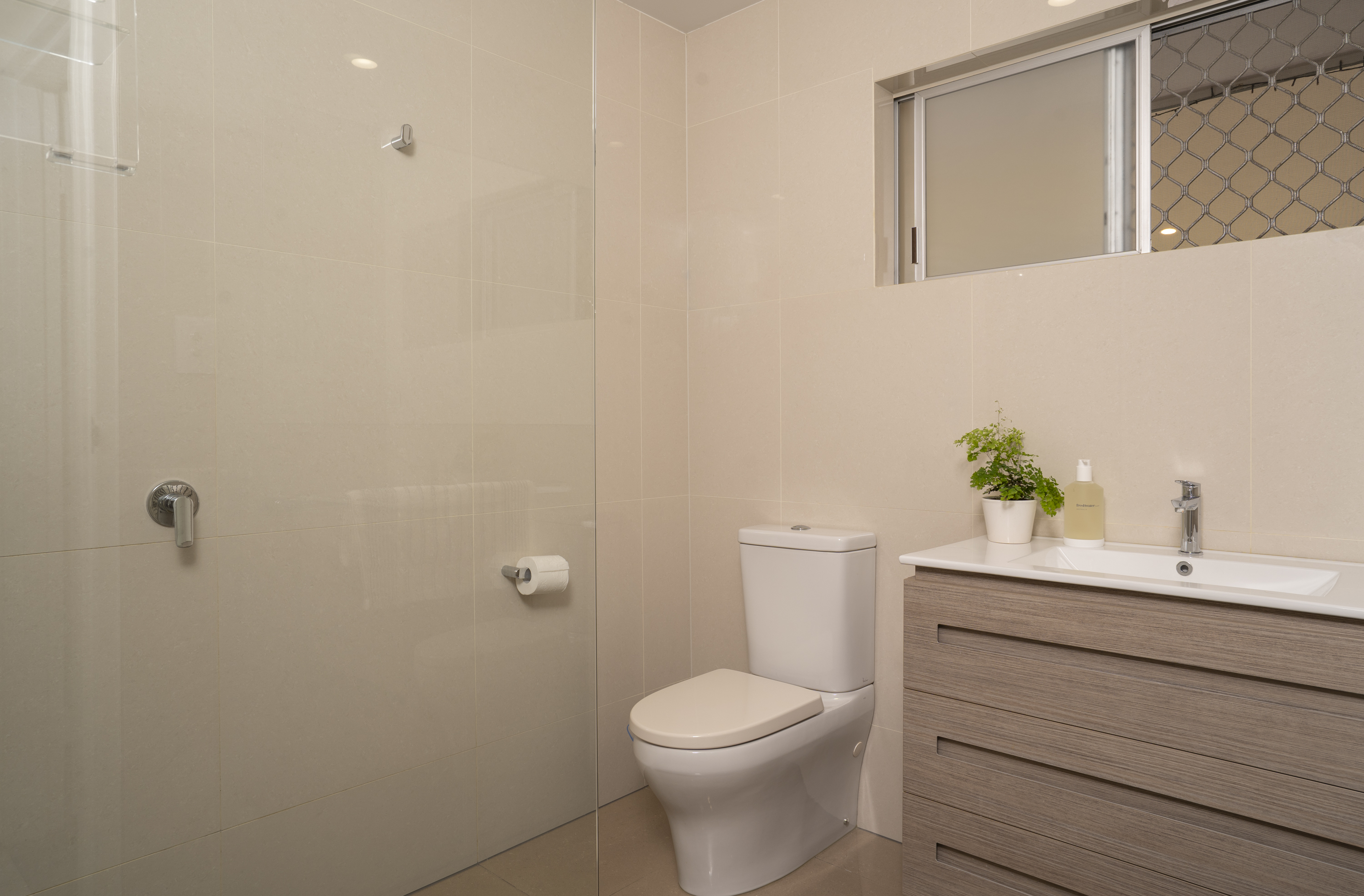2-bedroom unit at UNIT 2 11 LOGAN AVENUE, Miami QLD 4220, Gold Coast, Queensland