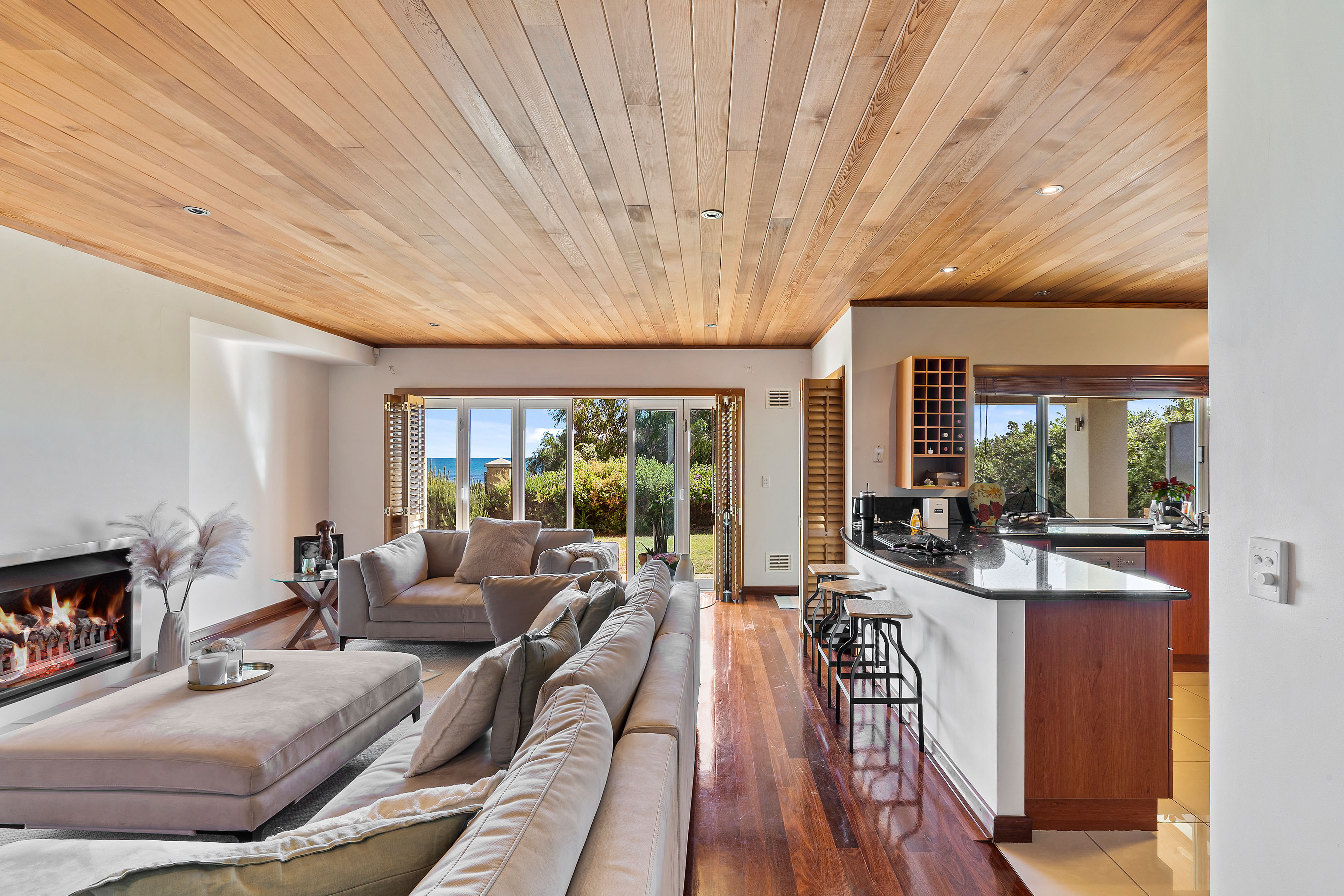 13 Beachview Court, Wannanup, WA 6210 - Image 5