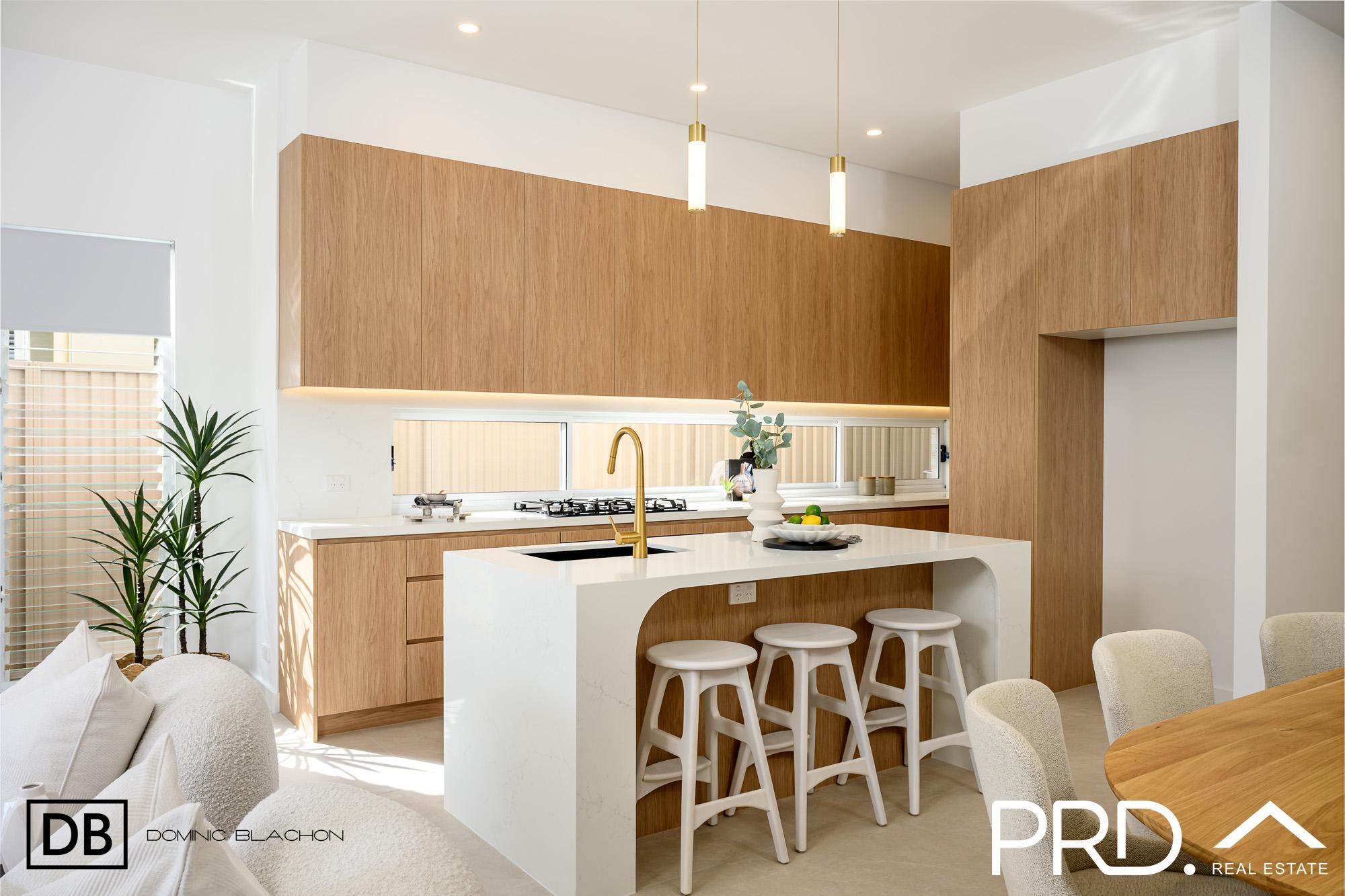 10 Eileen Street, Picnic Point, NSW 2213 - Image 5