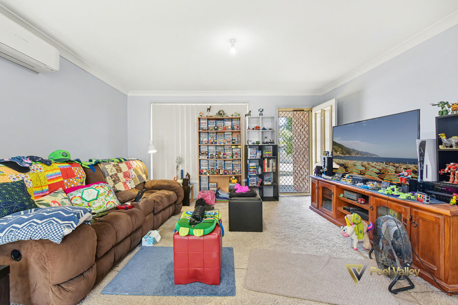 4-bedroom unit at 1/24 Nancy Street, South Tamworth, NSW 2340, Tamworth, New South Wales