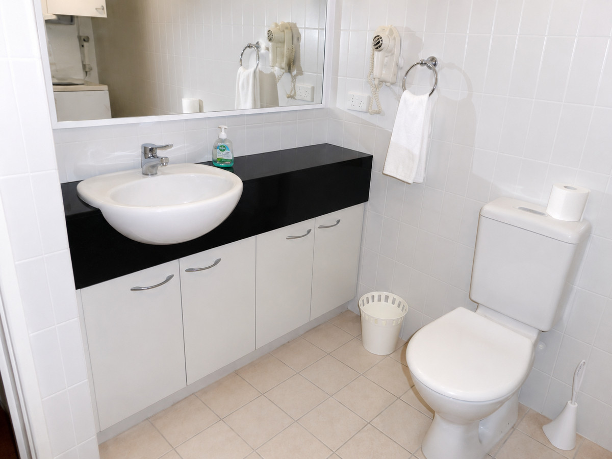 214/126-128 Mounts Bay Road, Perth, Wa, 6000 - Image 5