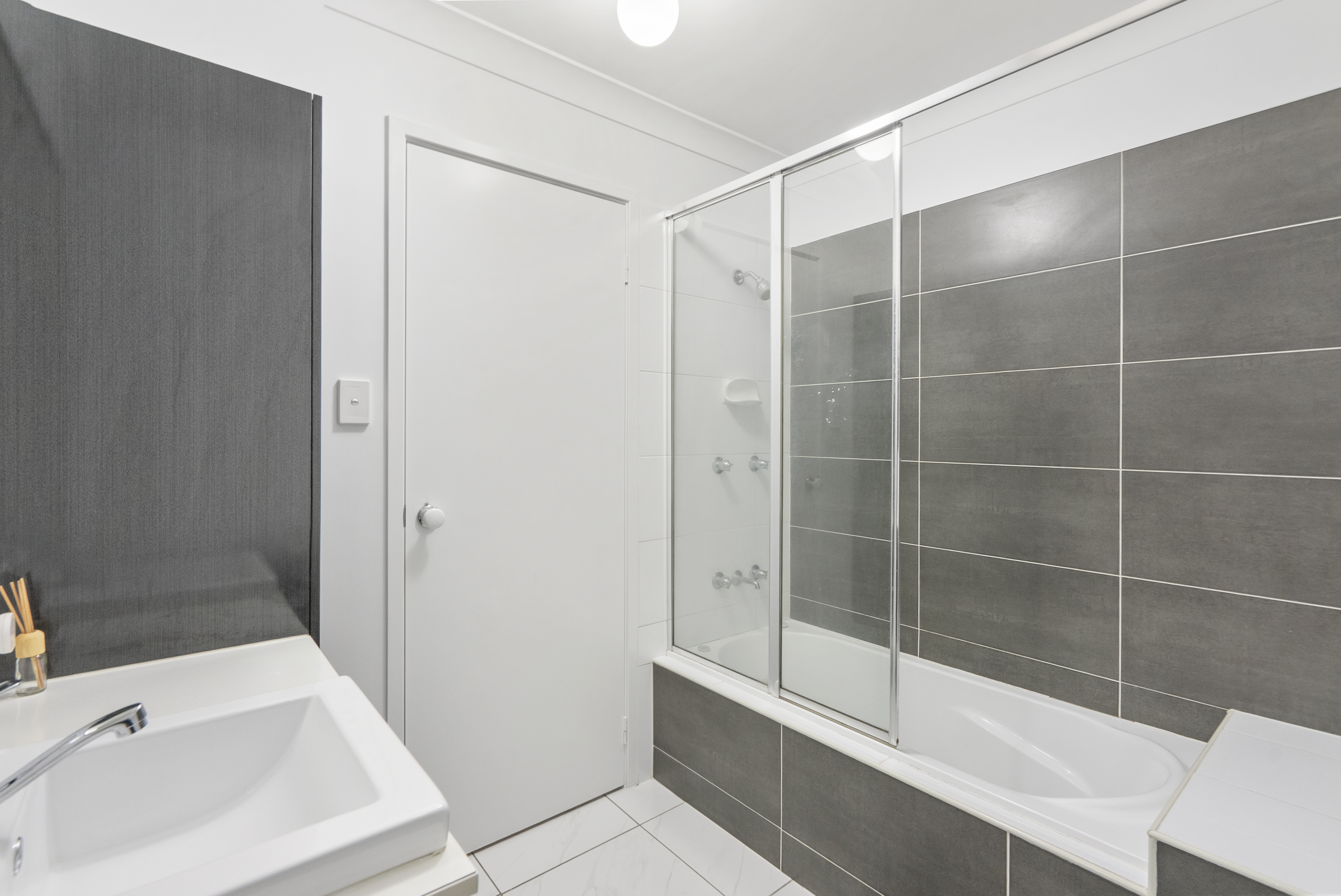 26 80-92 GROTH ROAD, BOONDALL QLD 4034 - Image 10