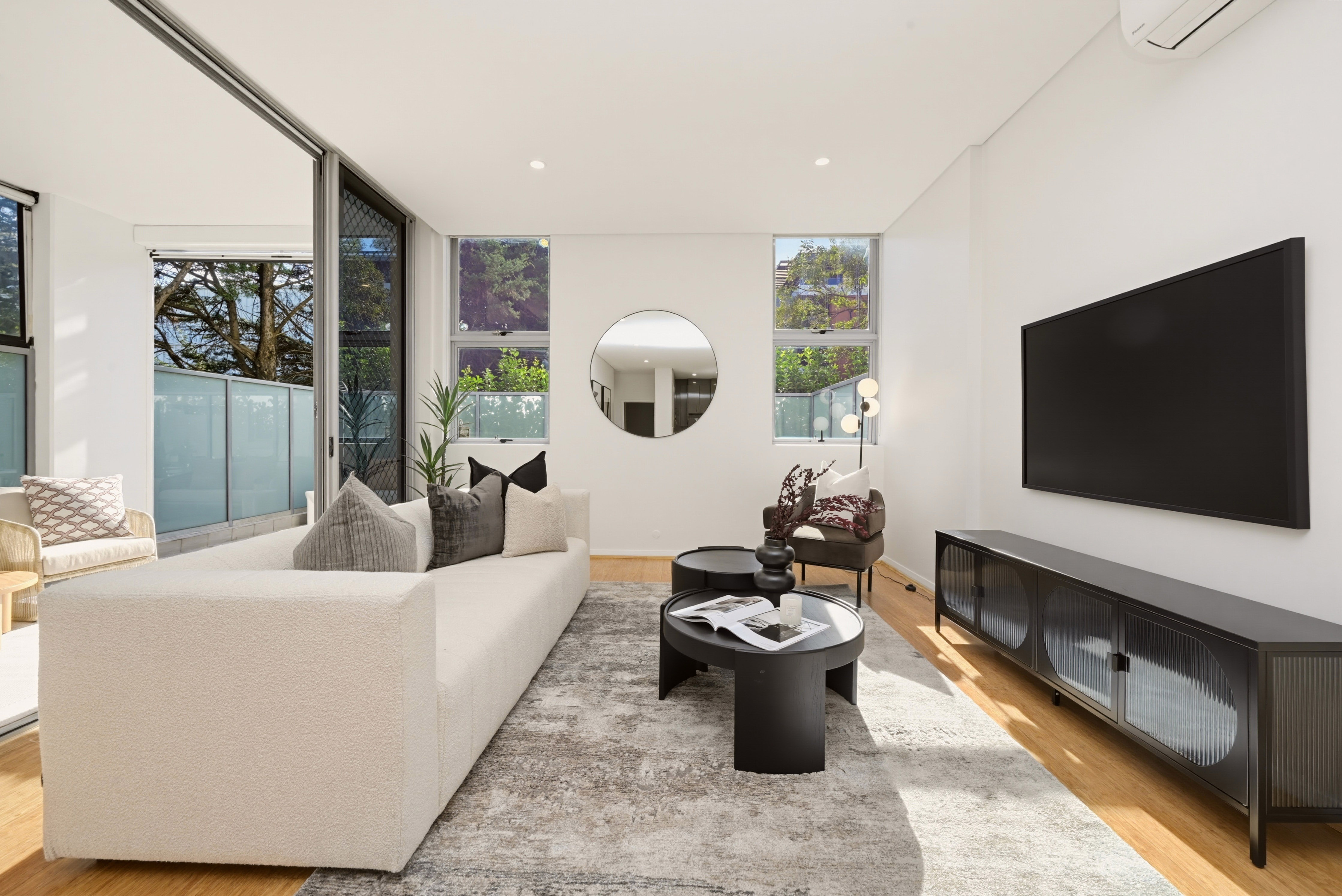 170/635 Gardeners Road, Mascot, NSW 2020 - Image 1